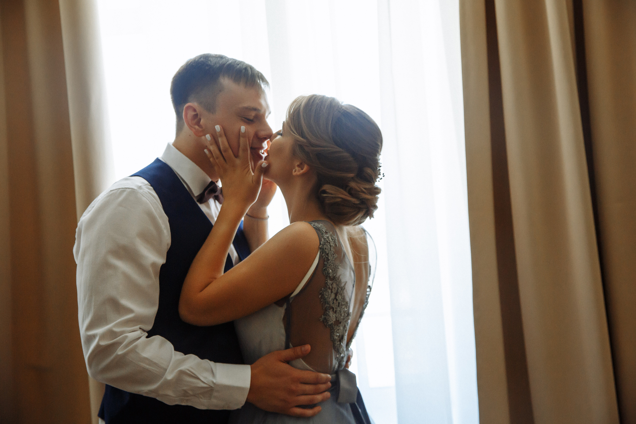 Сборы в Санаторий "Парус" Кудряшовский, банкетный зал Загородная резид. Фотограф Новосибирск Татьяна Богачек