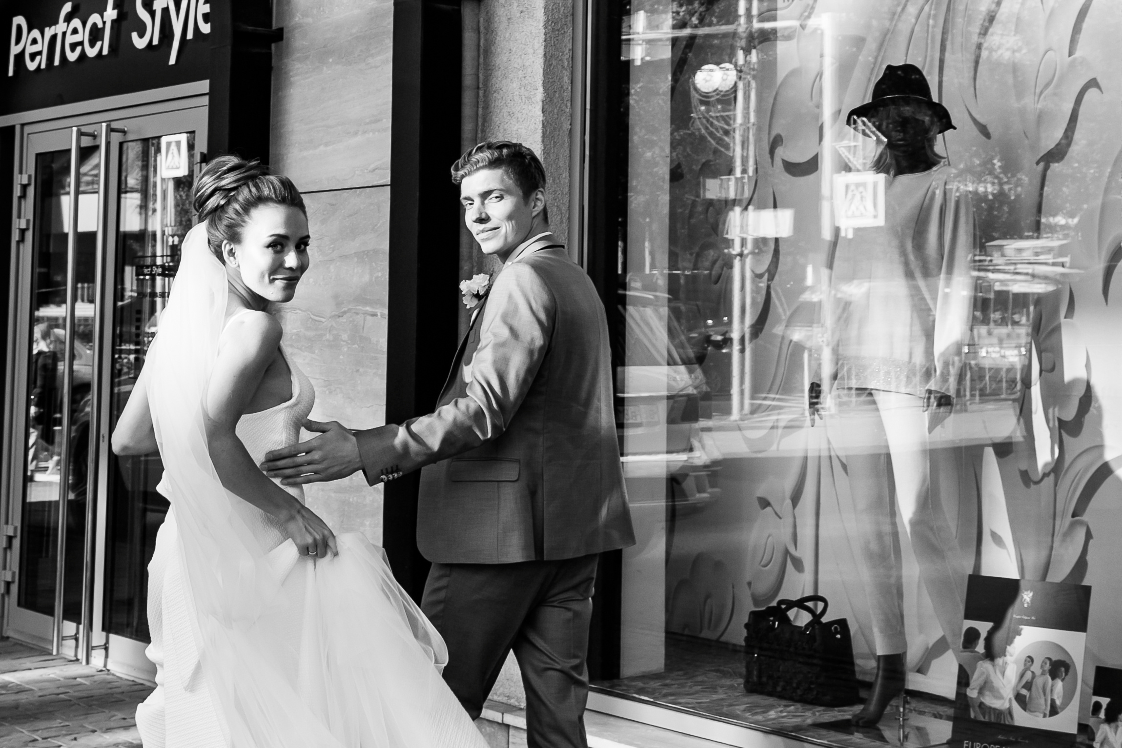 Свадебныя фотосессия в Secret garden,  свадебные фотографии возле опер. Фотограф Новосибирск Татьяна Богачек