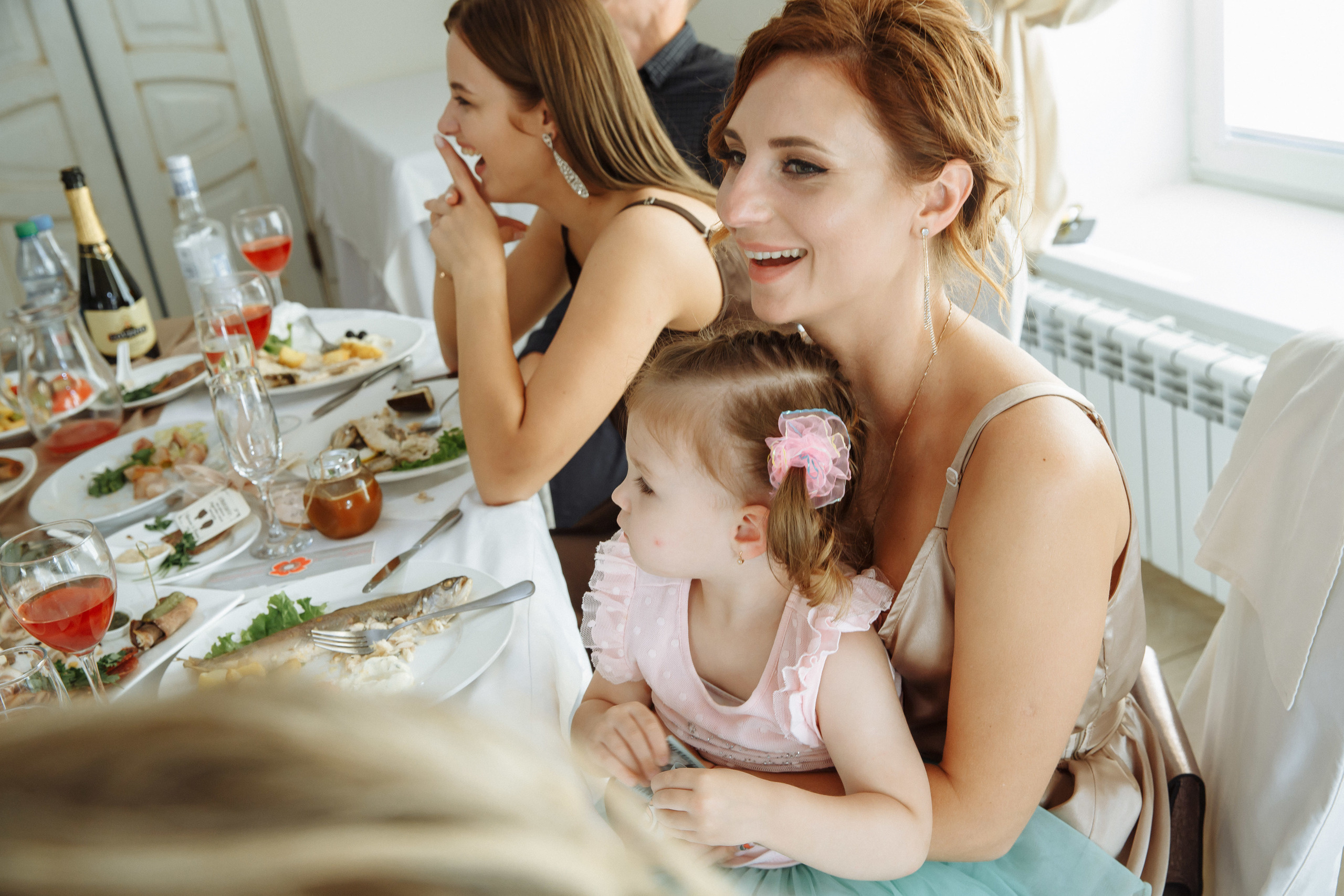 Выездная регистрация в Crona Hotel &SPAБердск. Фотограф Новосибирск Татьяна Богачек