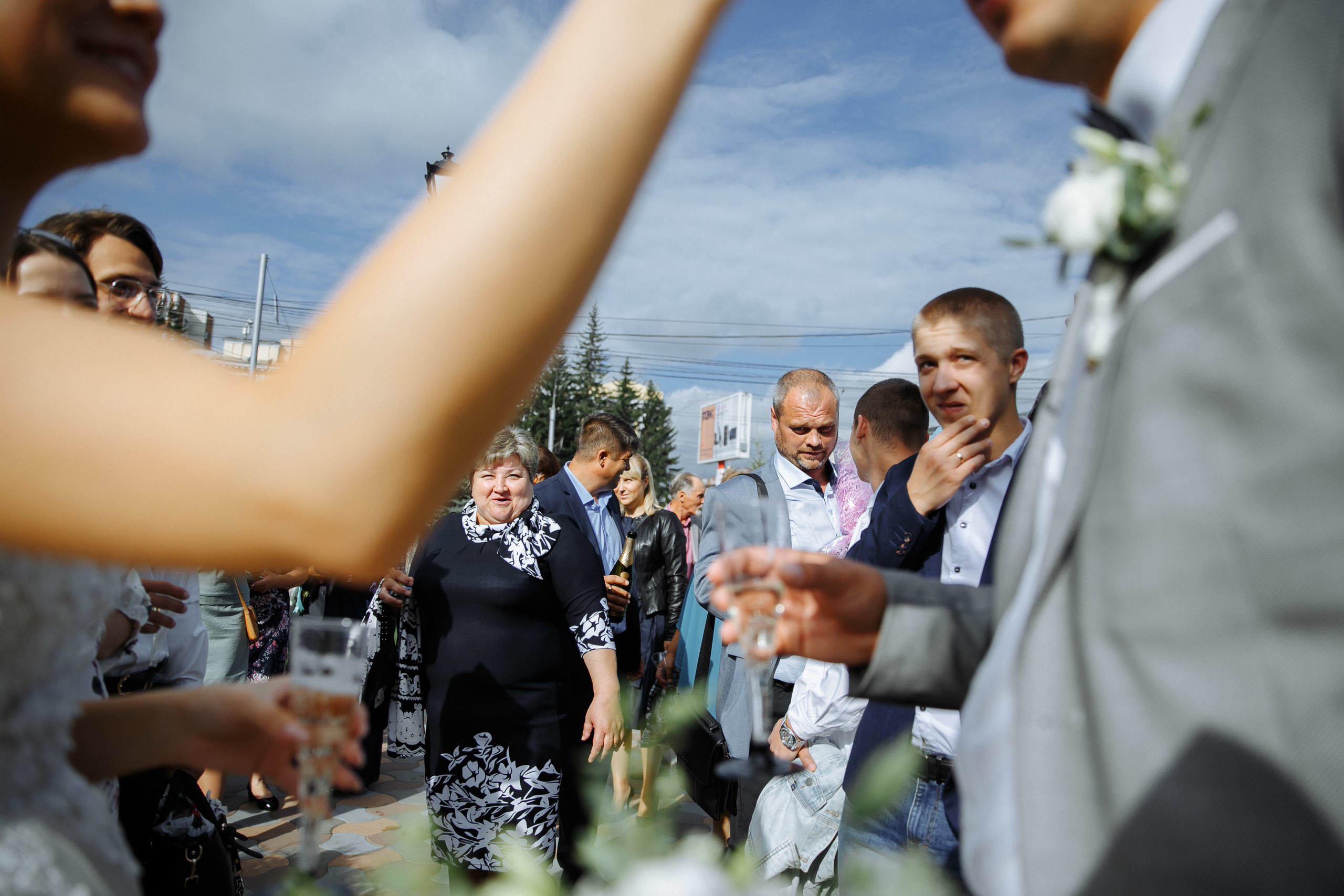 Свадебные фото в ЖК Жуковка, сборы невесты в ЖК Жуковка новосибирск. Фотограф Новосибирск Татьяна Богачек