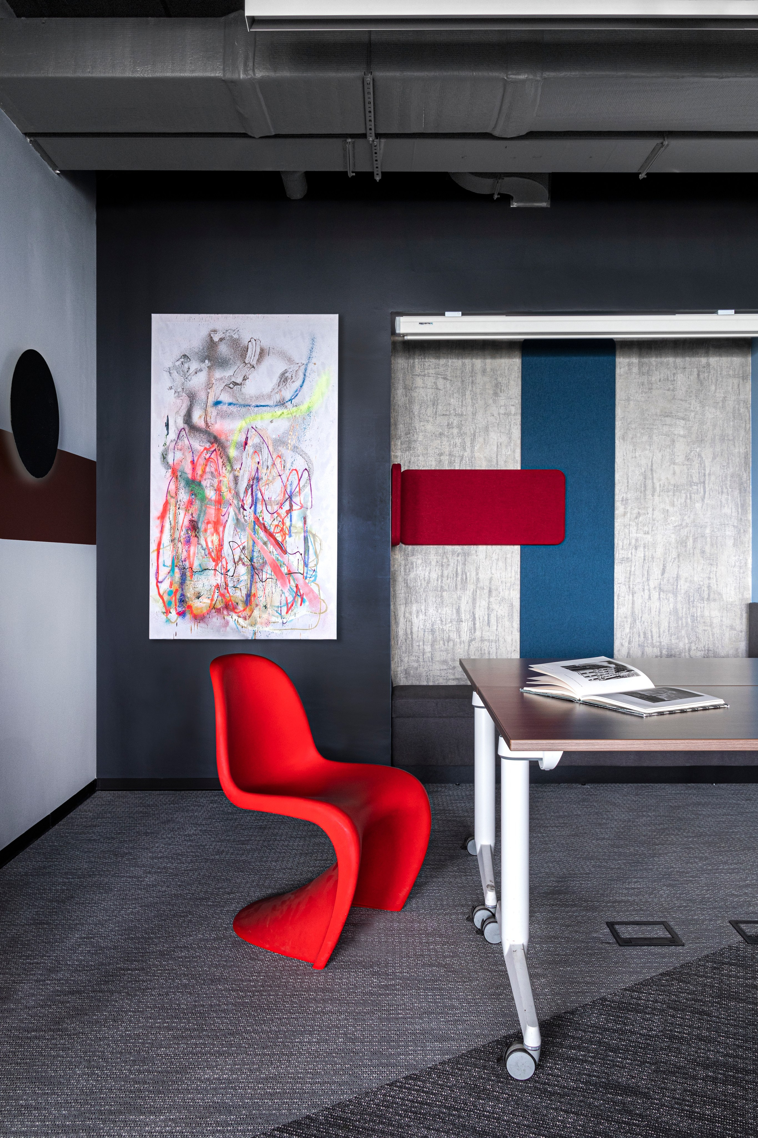 Офис Лебер. Интерьерный фотограф Варвара Чеснокова