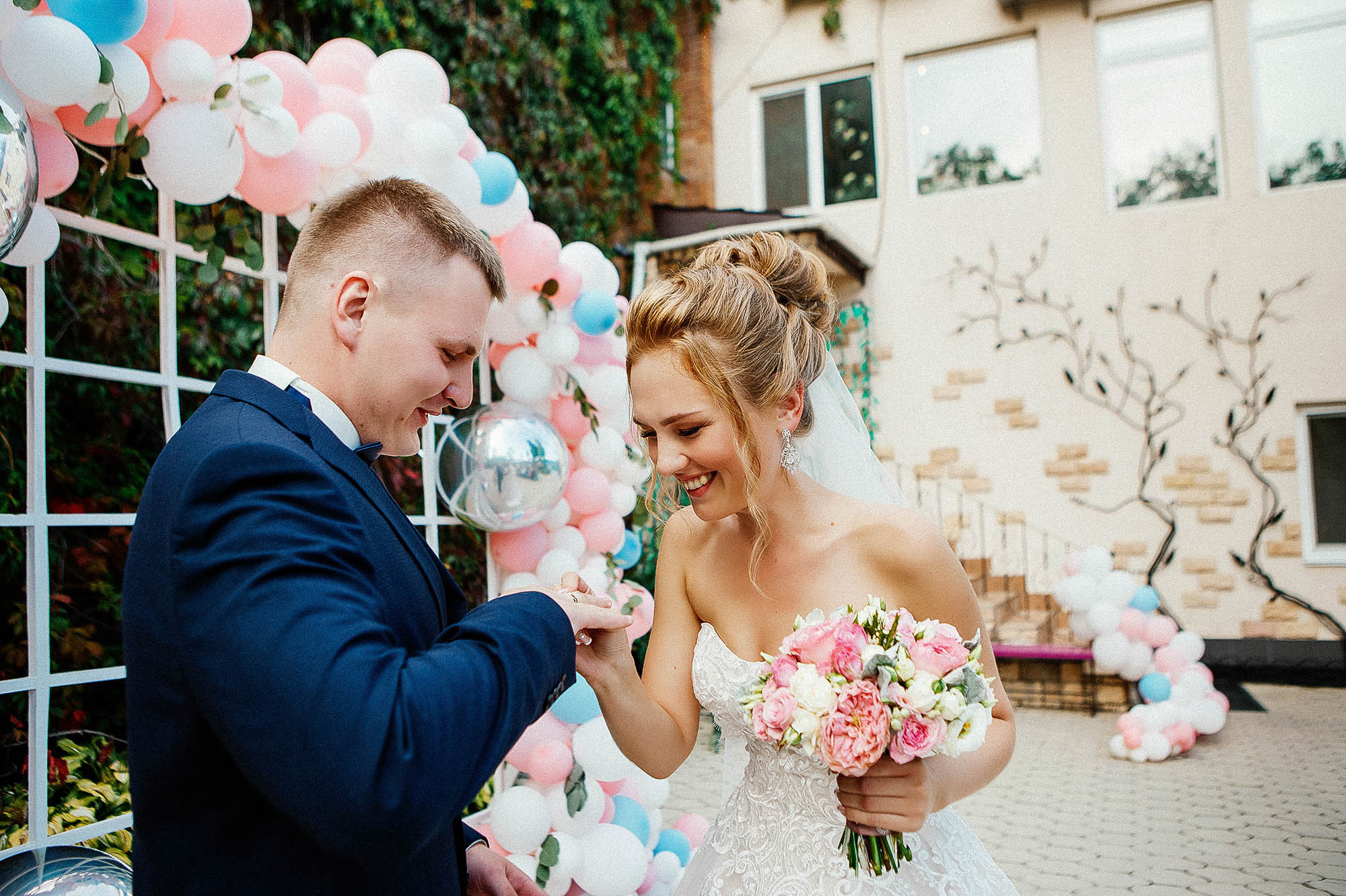 Даша и Илья 8.09.17. Свадебный фотограф Владивосток Алина Гевондова