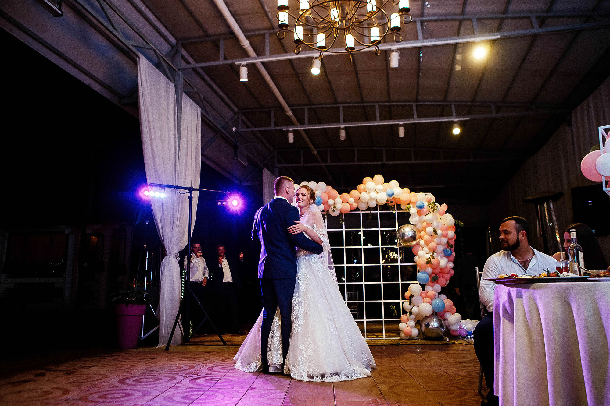 Даша и Илья 8.09.17. Свадебный фотограф Владивосток Алина Гевондова