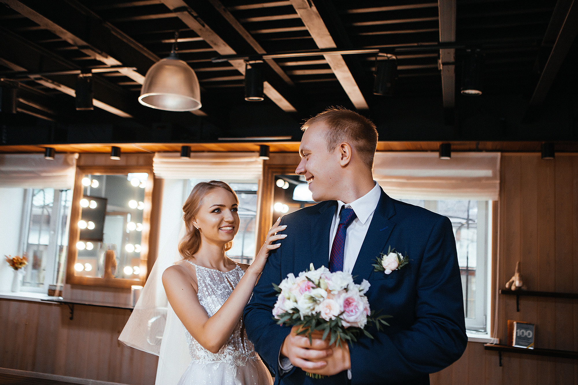 Аня и Андрей 7.09.19. Свадебный фотограф Владивосток Алина Гевондова