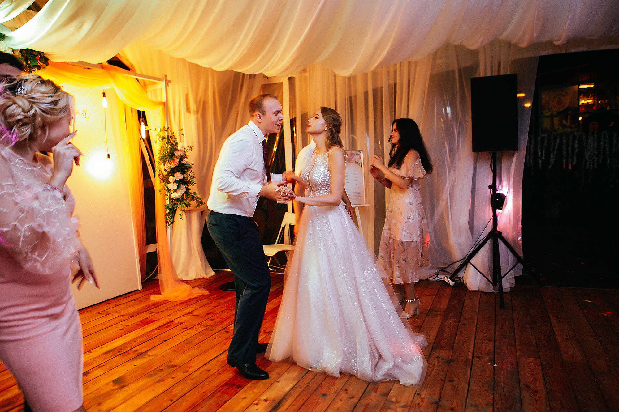 Аня и Андрей 7.09.19. Свадебный фотограф Владивосток Алина Гевондова