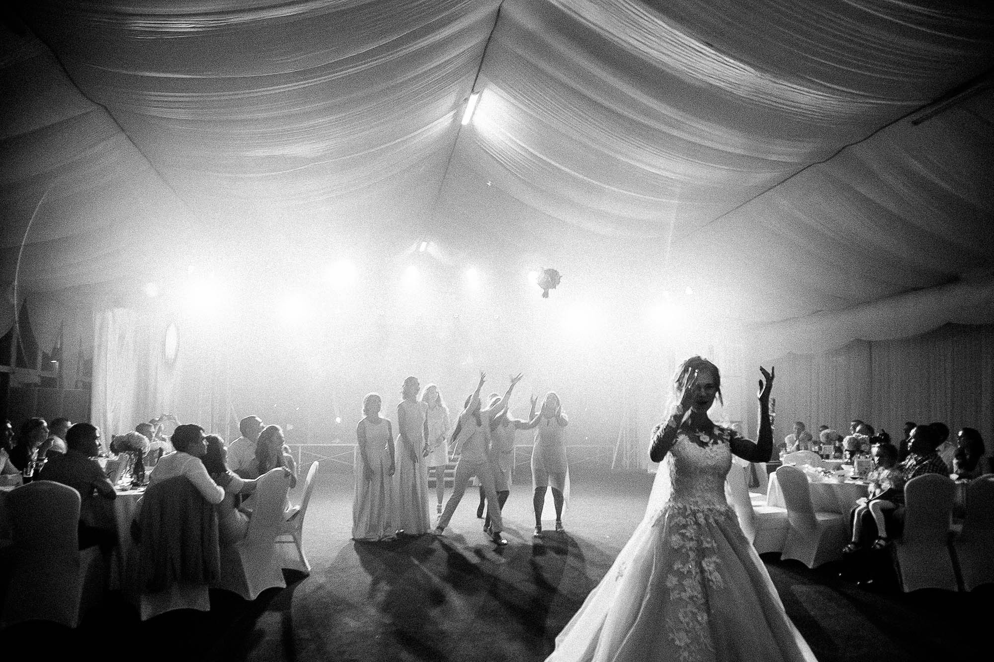 Настя и Денис 22.09.17. Свадебный фотограф Владивосток Алина Гевондова