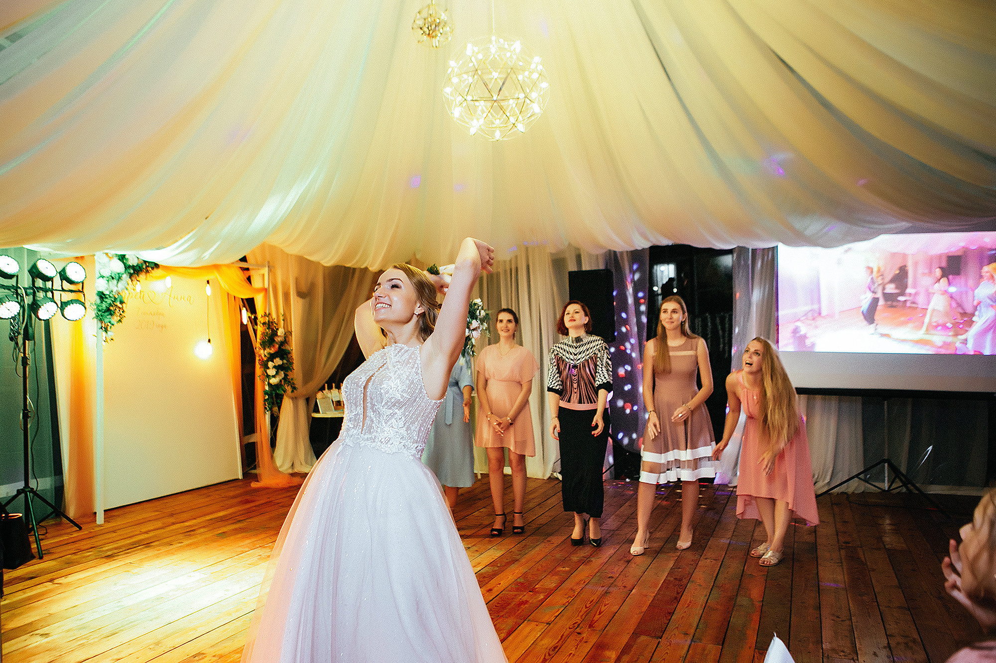 Аня и Андрей 7.09.19. Свадебный фотограф Владивосток Алина Гевондова