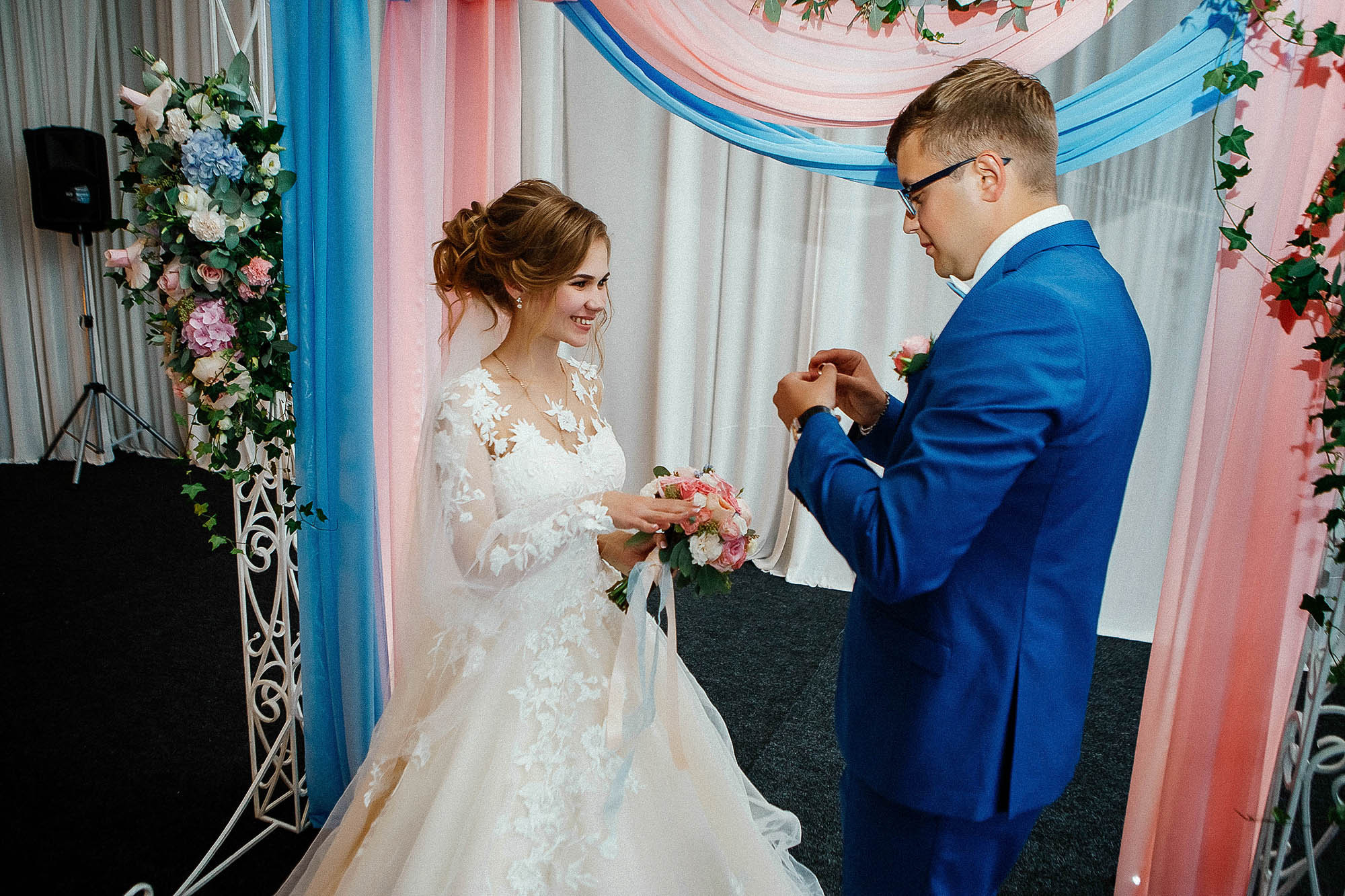 Настя и Денис 22.09.17. Свадебный фотограф Владивосток Алина Гевондова