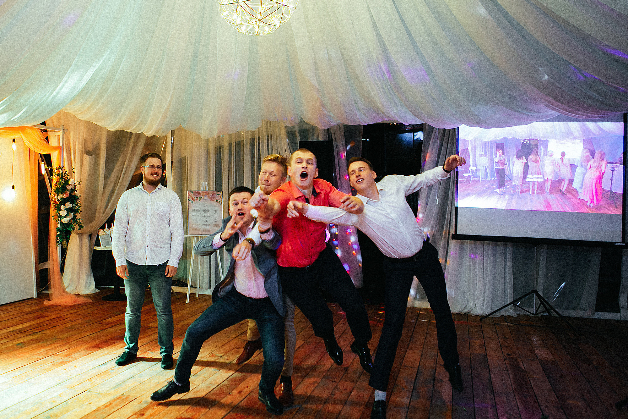 Аня и Андрей 7.09.19. Свадебный фотограф Владивосток Алина Гевондова