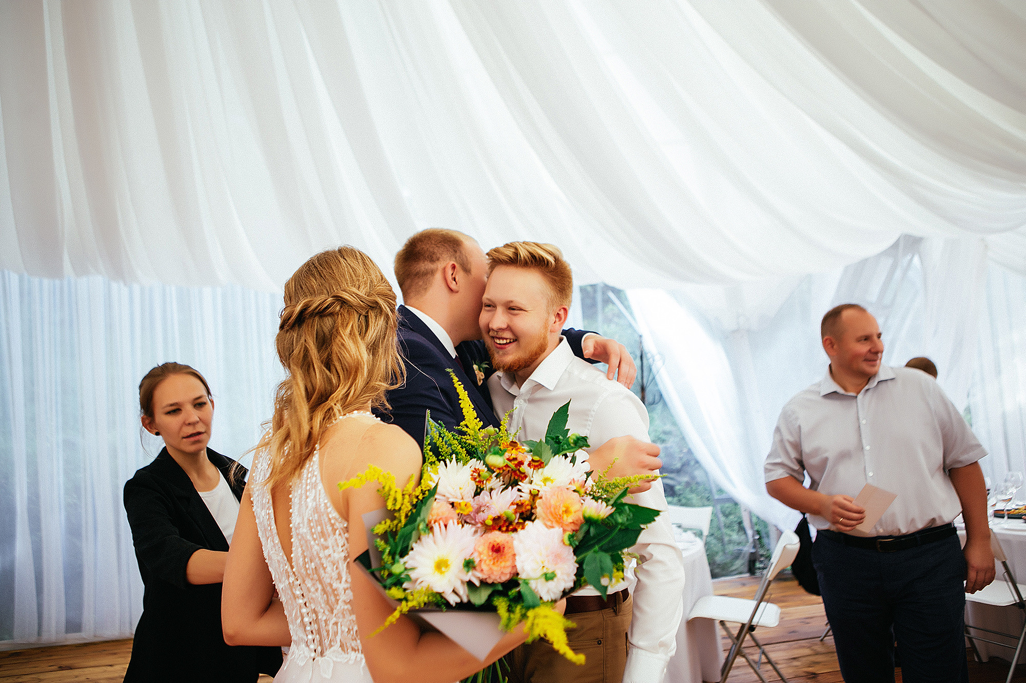 Аня и Андрей 7.09.19. Свадебный фотограф Владивосток Алина Гевондова