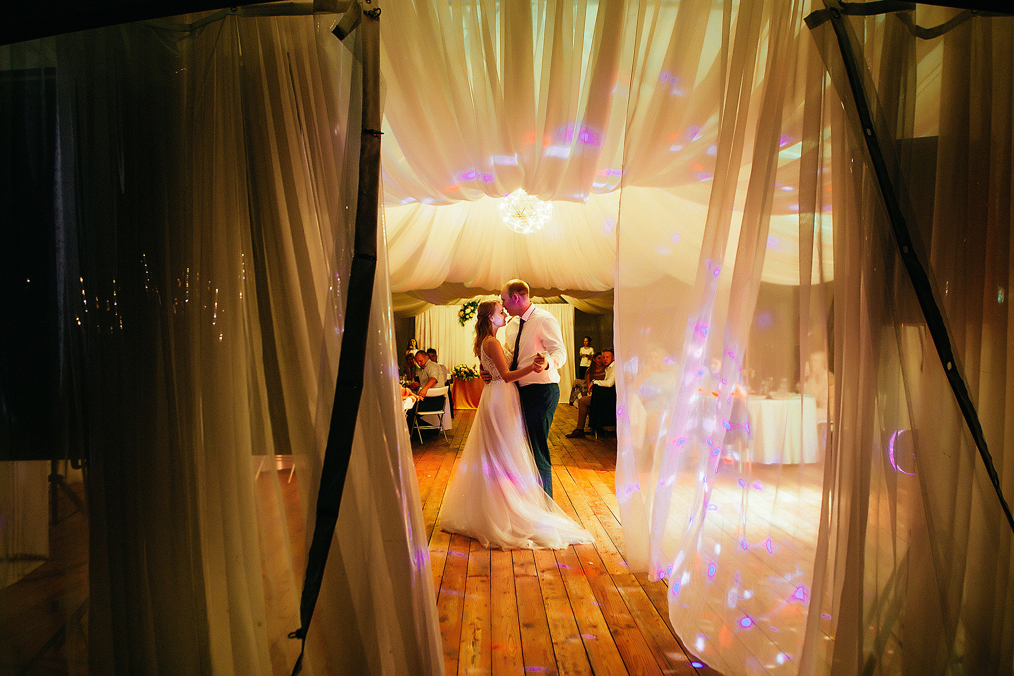 Аня и Андрей 7.09.19. Свадебный фотограф Владивосток Алина Гевондова