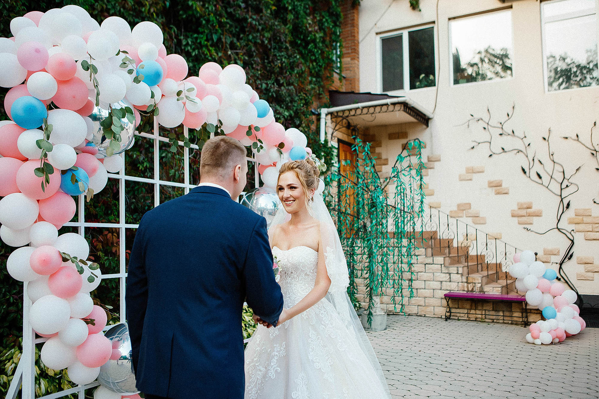 Даша и Илья 8.09.17. Свадебный фотограф Владивосток Алина Гевондова