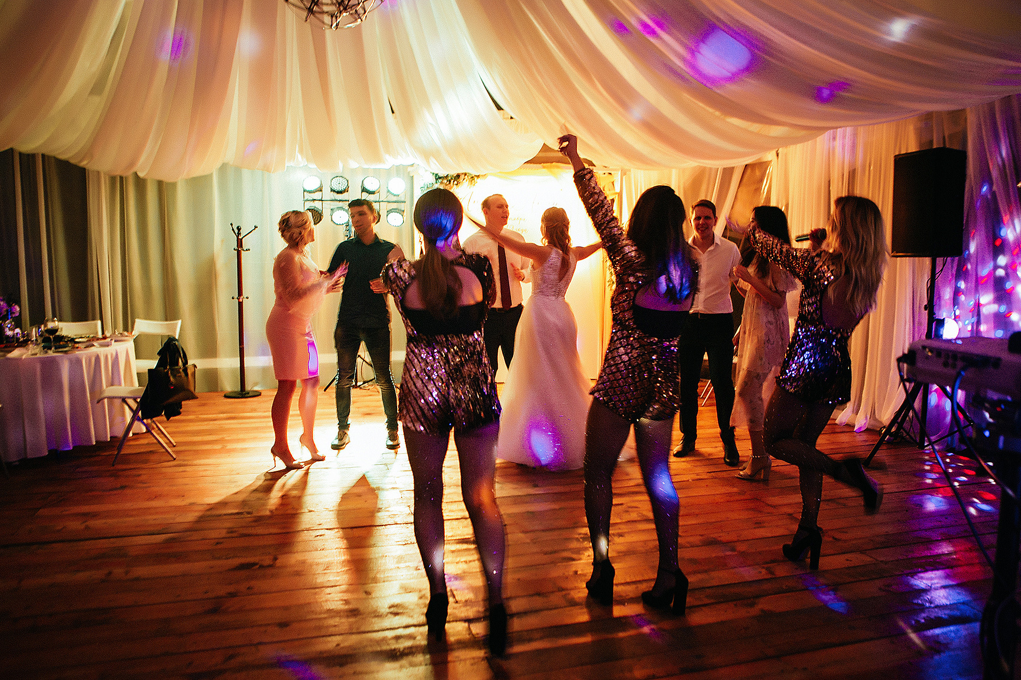 Аня и Андрей 7.09.19. Свадебный фотограф Владивосток Алина Гевондова