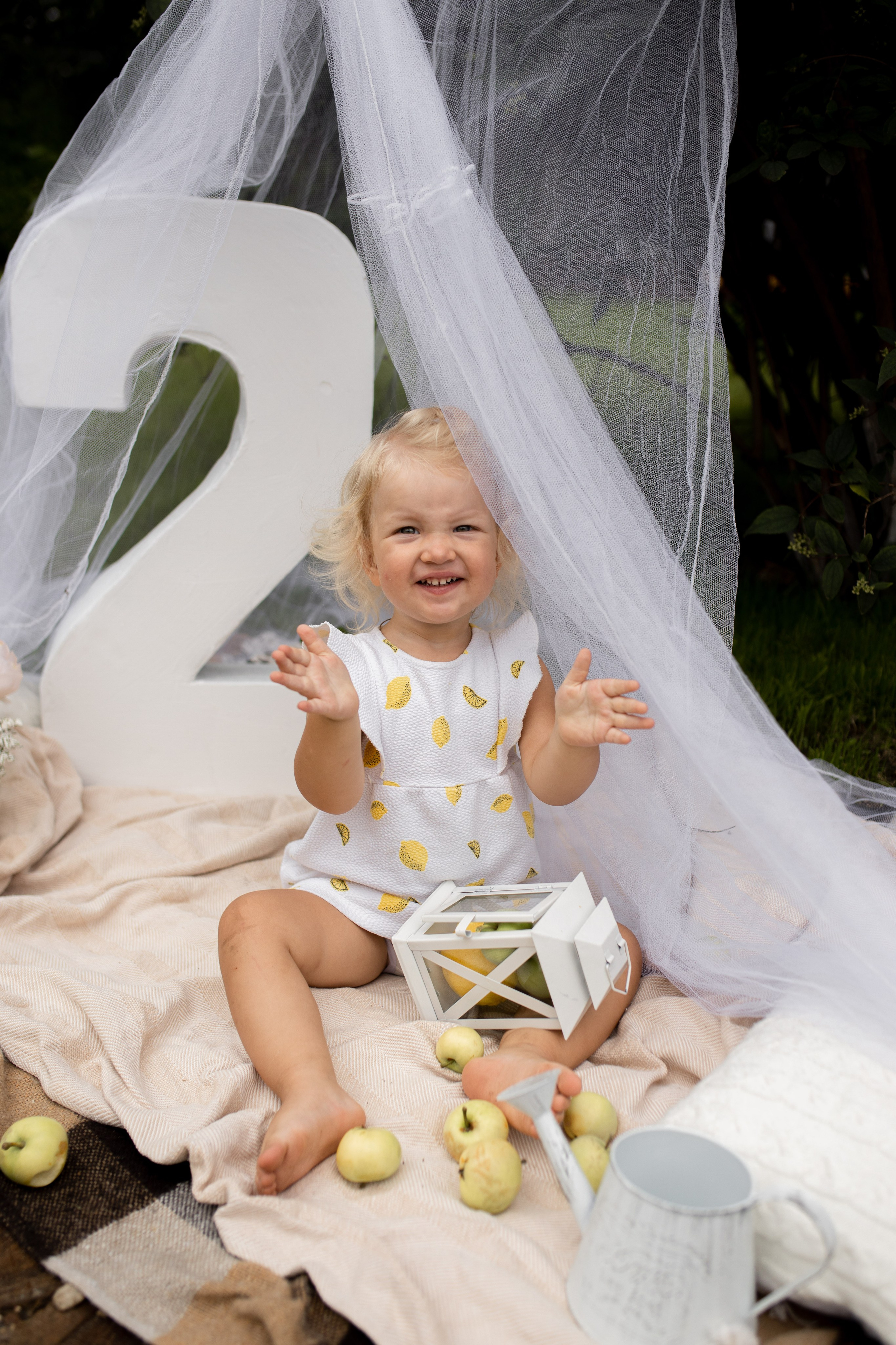 Семейная фотосессия на даче в Купавне. Фотограф в Железнодорожном и Балашихе