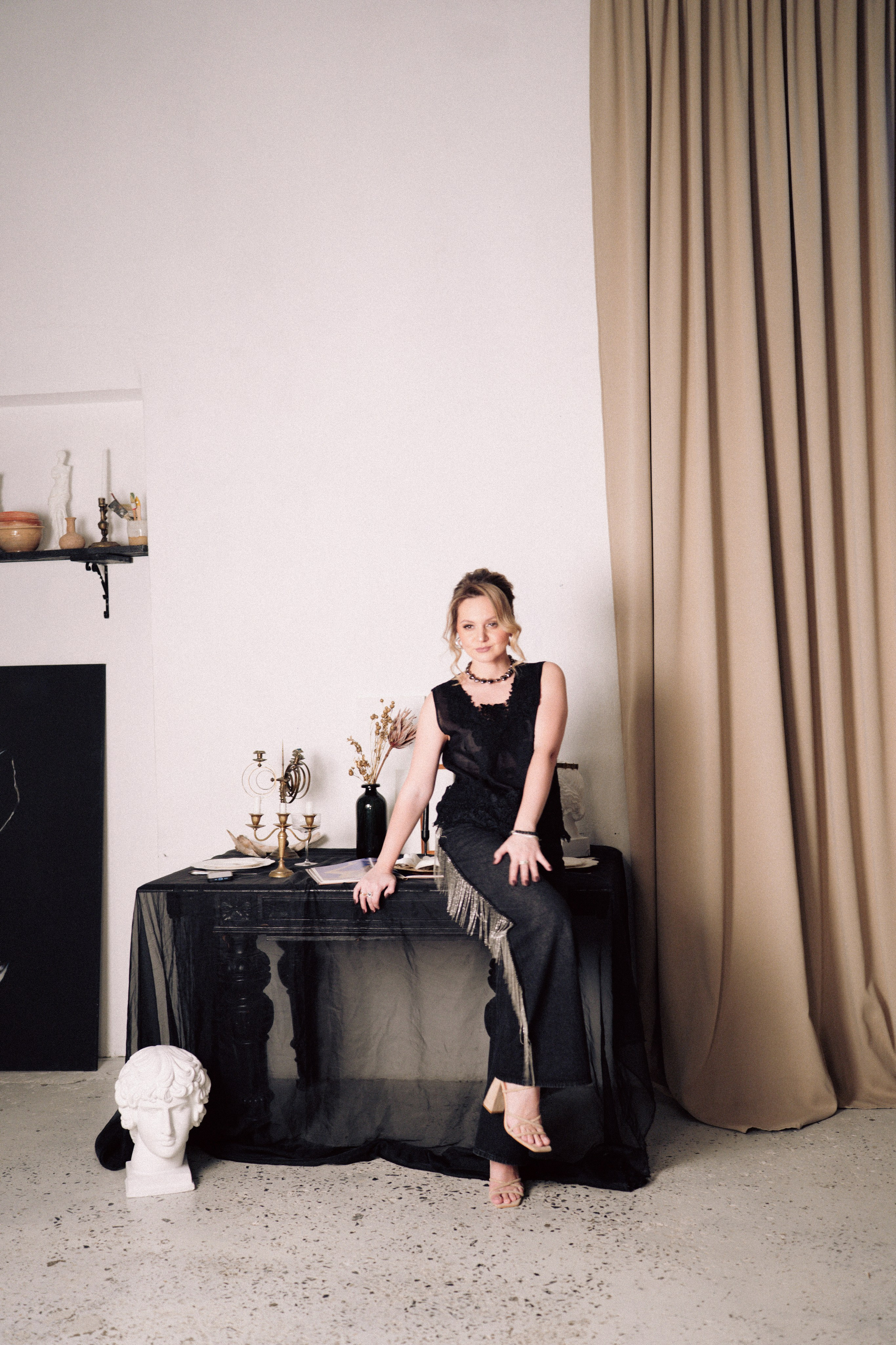 НОВОГОДНЯЯ ФОТОСЕСИИЯ В СТУДИИ ДЛЯ ДЕВУШКИ И ПРОГУЛКА ПО ЧЕРНЫШЕВСКОЙ. Профессиональный фотограф, Санкт-Петербург — Виктория Богомолова