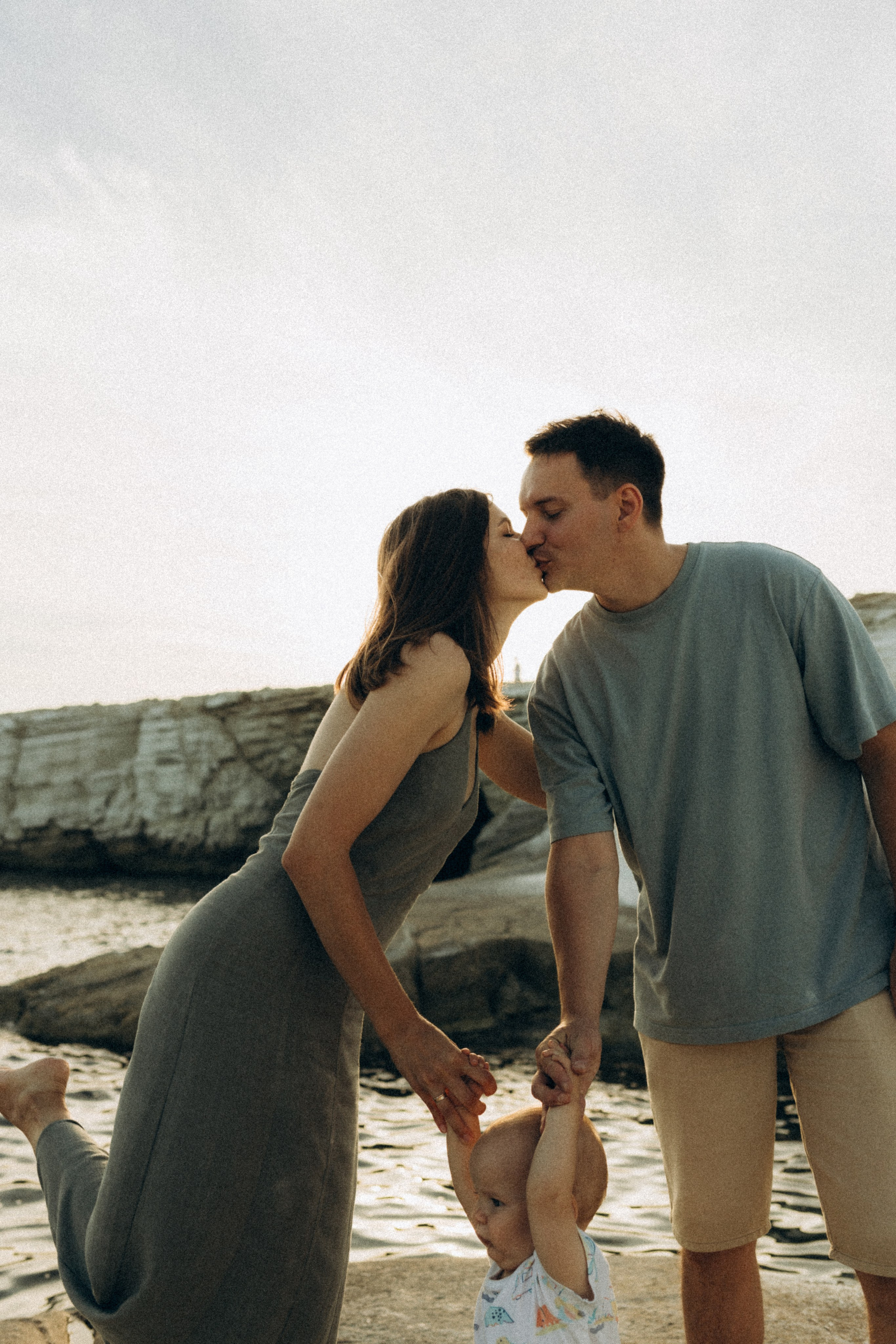 Прогулка у моря. Анастасия Кацуба. Фотограф материнства и семейный фотограф. Валенсия