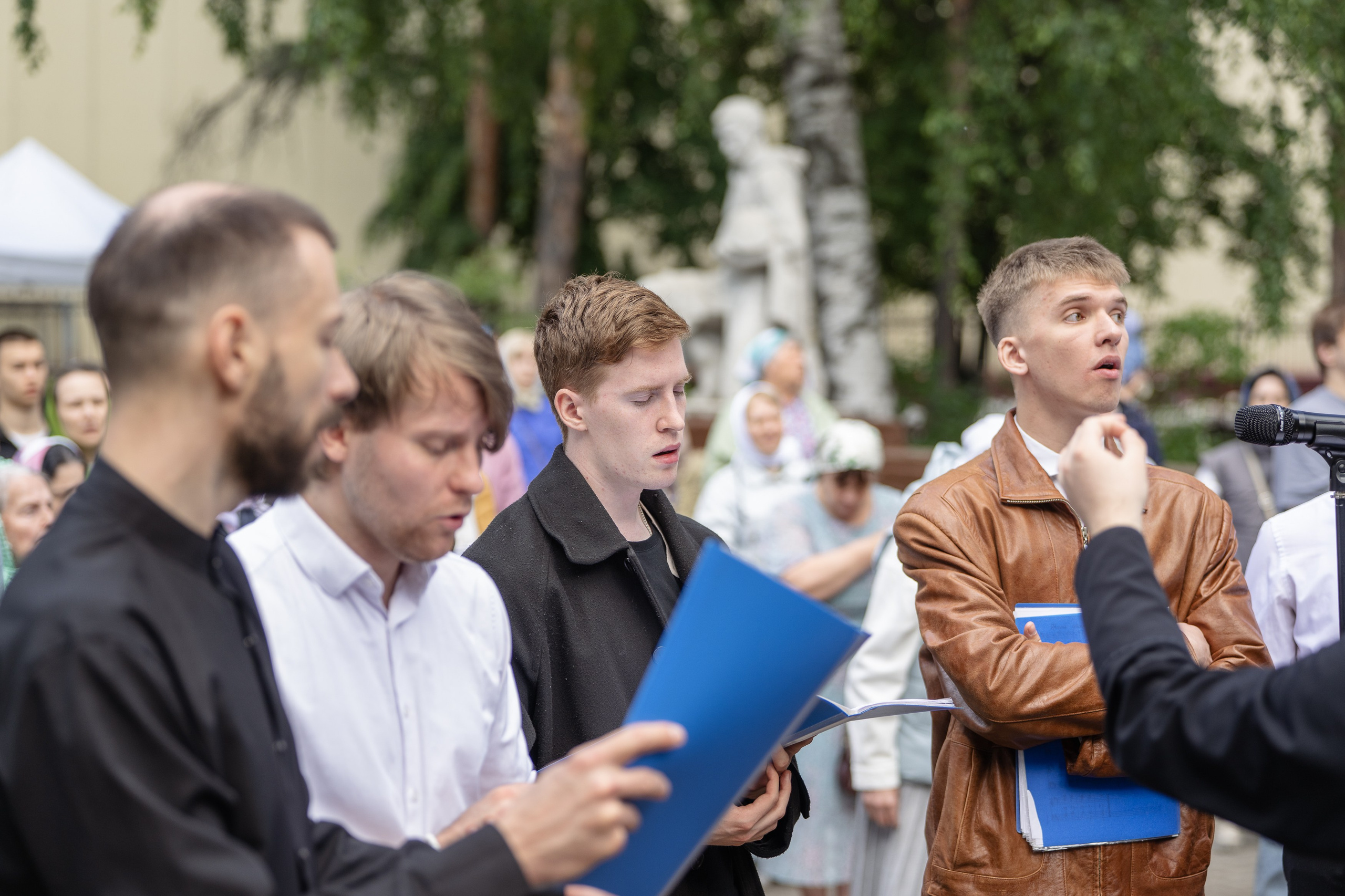 Престольный праздник в храме Троицы Живоначальной. Фотограф Москва/Подмосковье