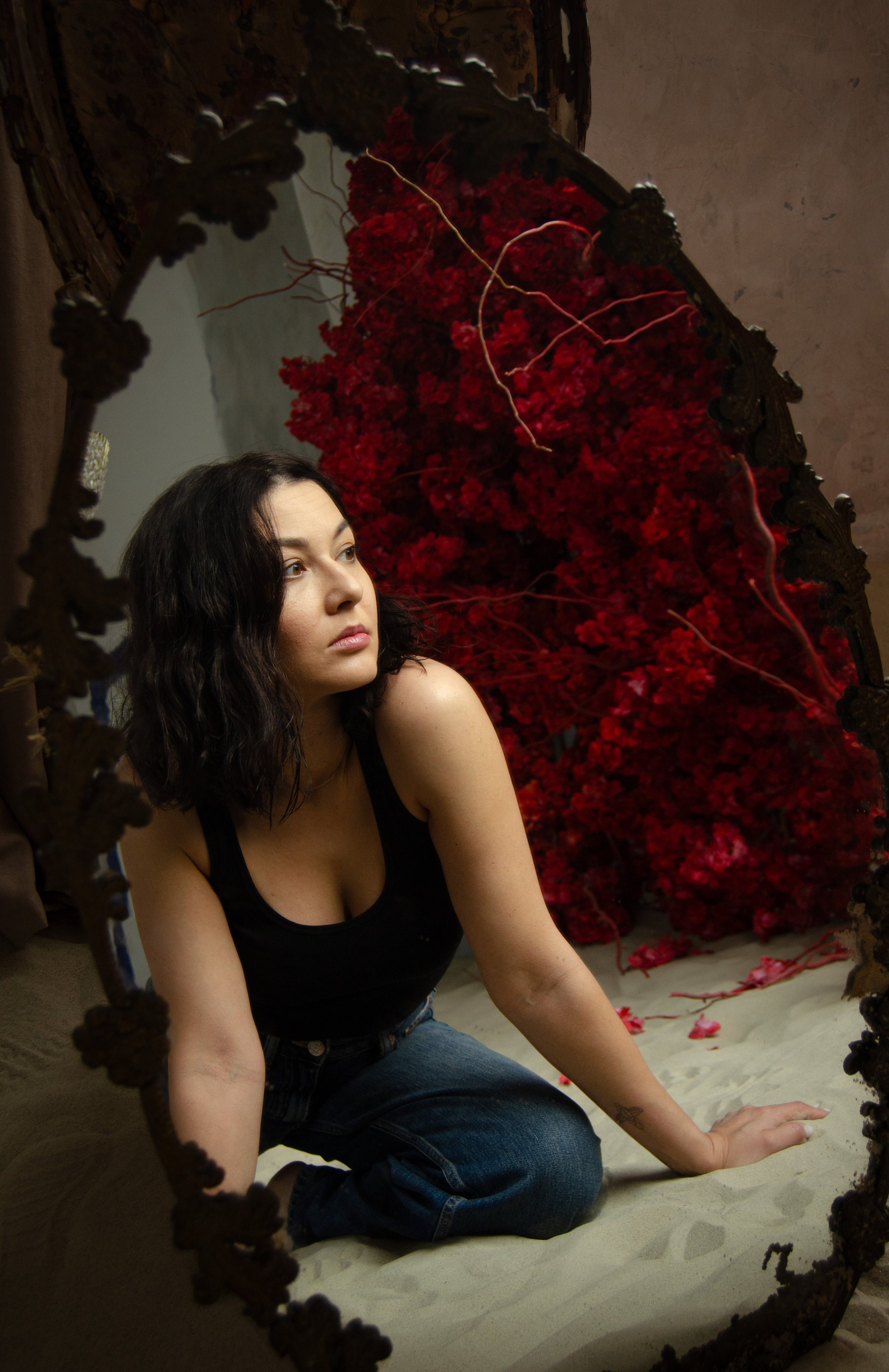 Фото девушки в студийной съёмке. Yuri Panfyorov