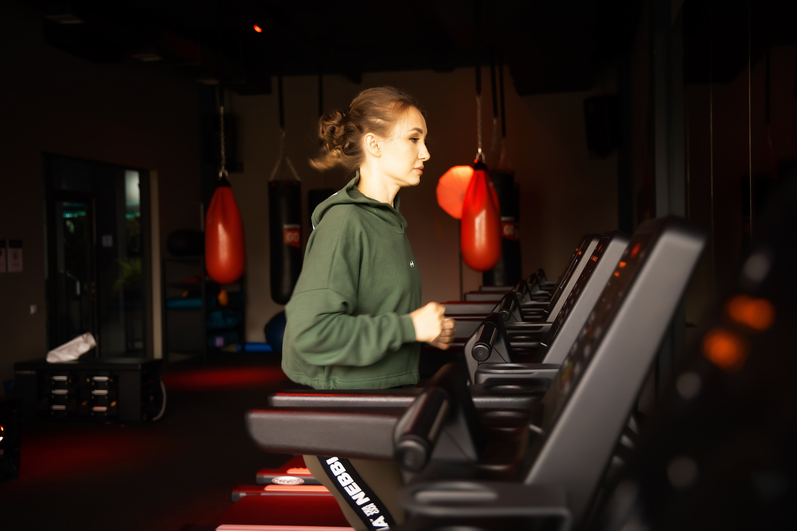 Фотосессия в Спорт зале. Семейный и Свадебный фотограф в Астане Александр Астапов