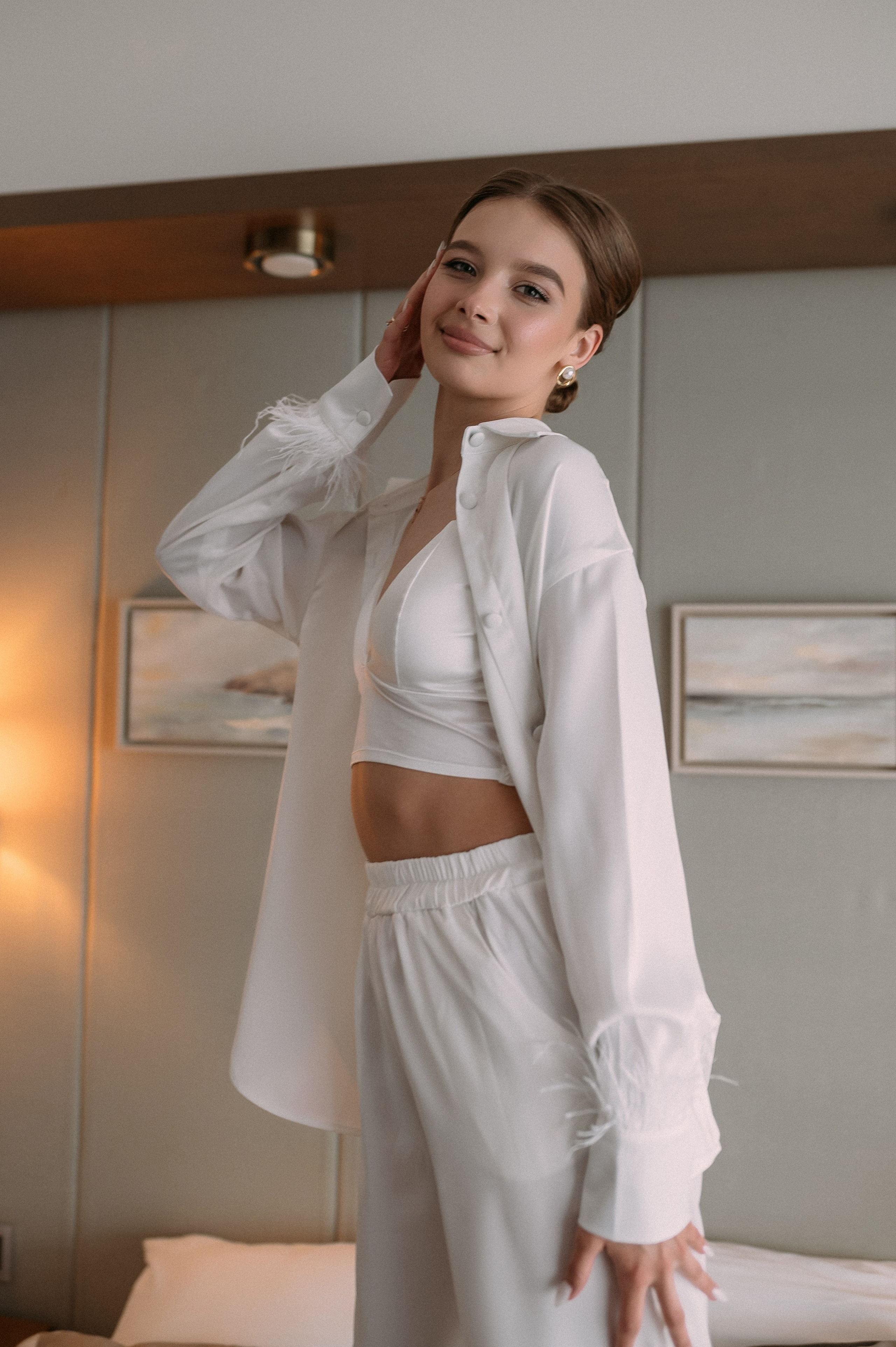 Свадебное утро и прогулка красивой яркой пары. Свадебный и семейный фотограф в Симферополе Дарья Маркова