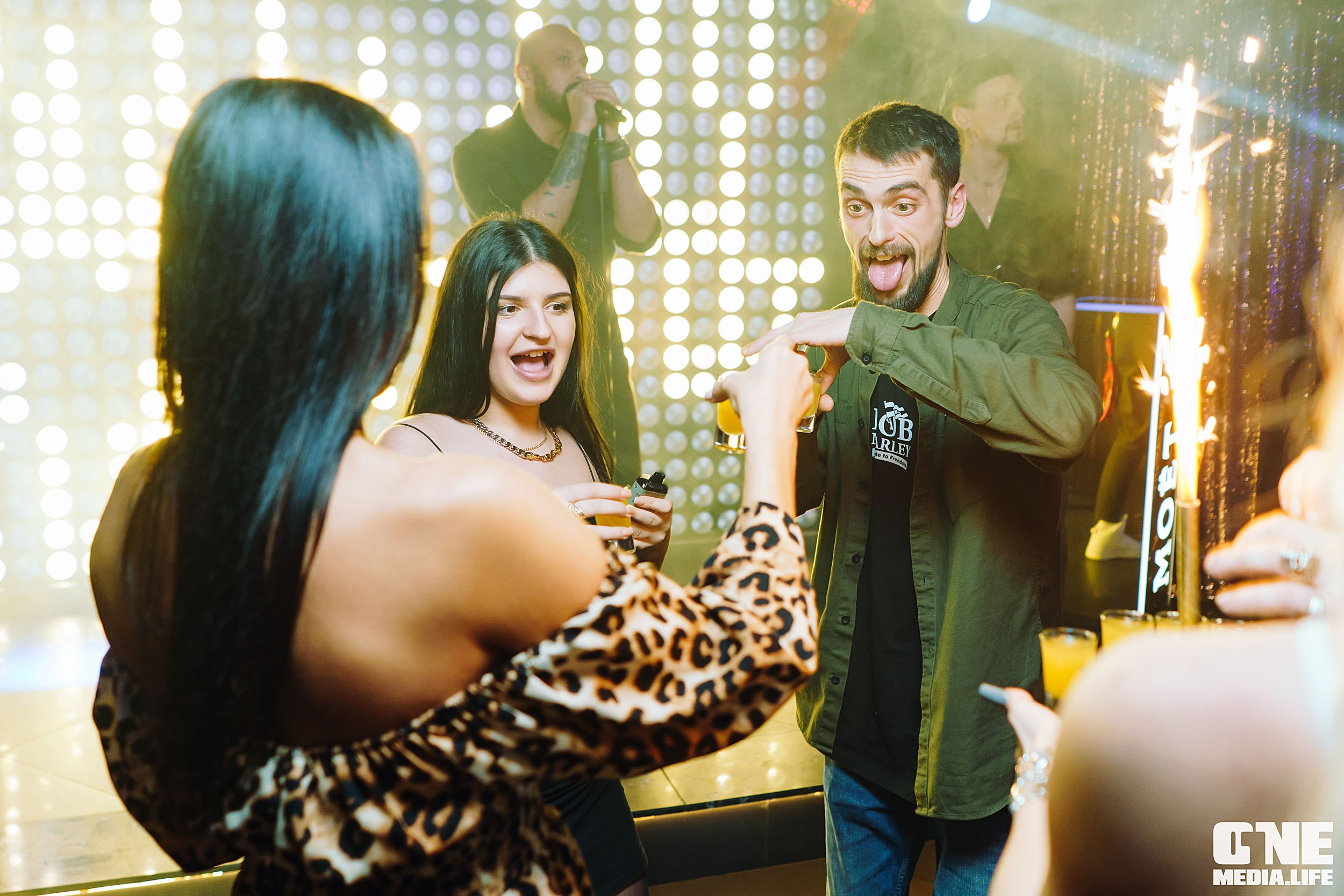 Фоторепортаж из караоке-клуба Эйфория. One Media Life: фоторепортажи, фотоотчеты с мероприятий и заведений