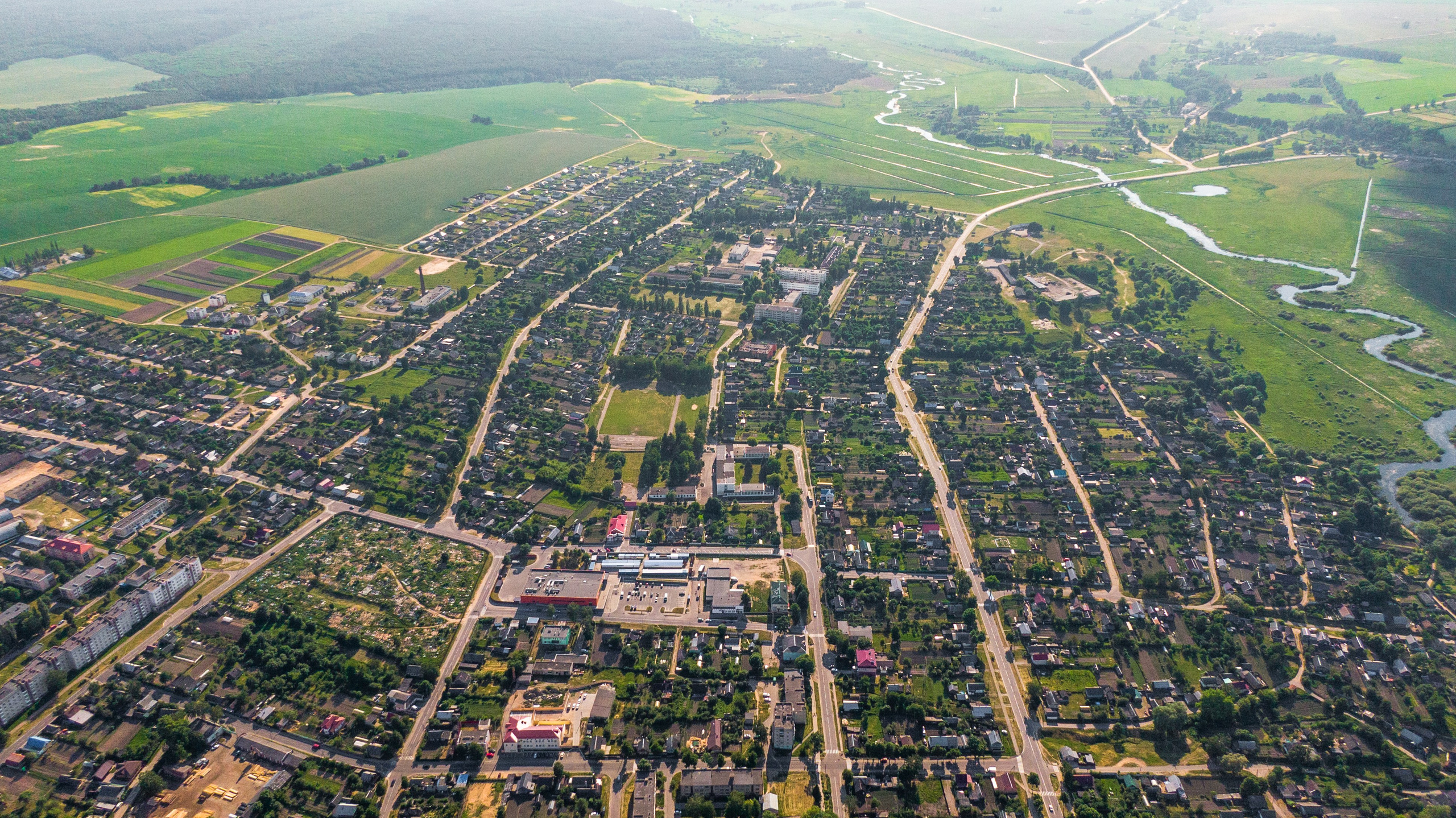 Чечерск с дрона. Роман Свободный — интерьерная и архитектурная съёмка, Москва и МО