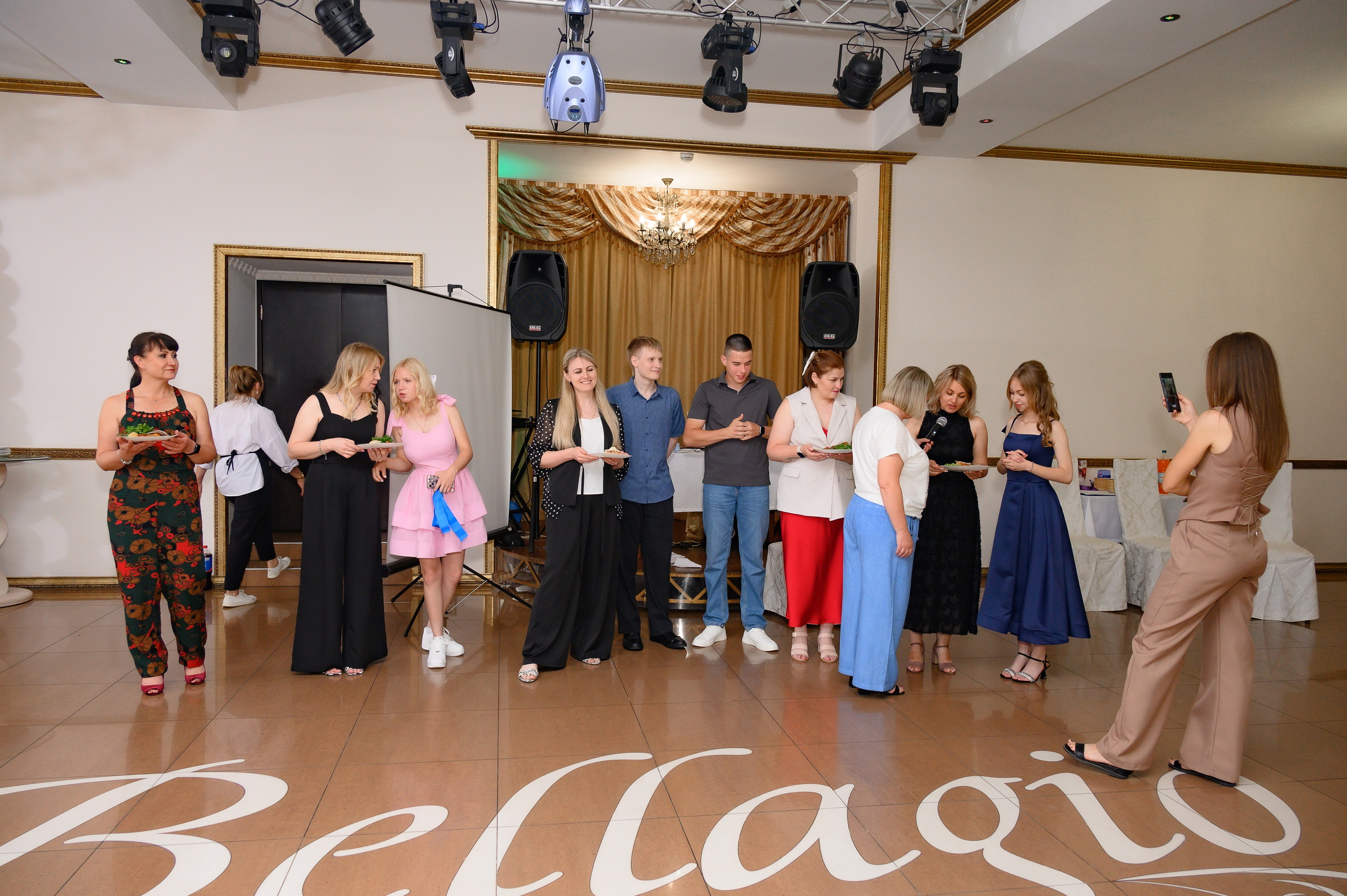 Выпускной 2025 9 кл. Семейный и детский фотограф в Новороссийске Лебедева Елена