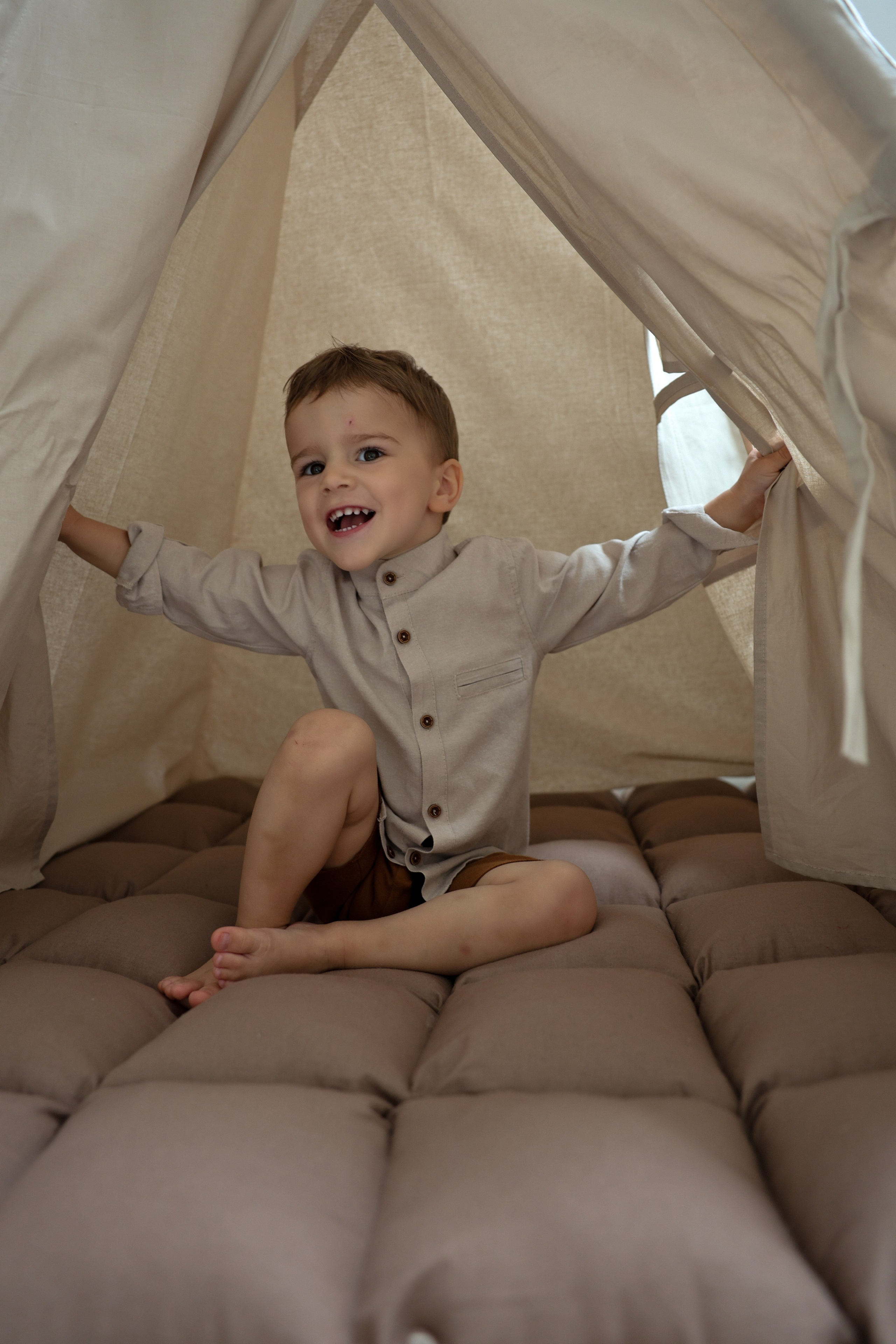 Катя и Платон играют. Ваш семейный newborn и lifestyle фотограф в СПБ Наталья Журавлева