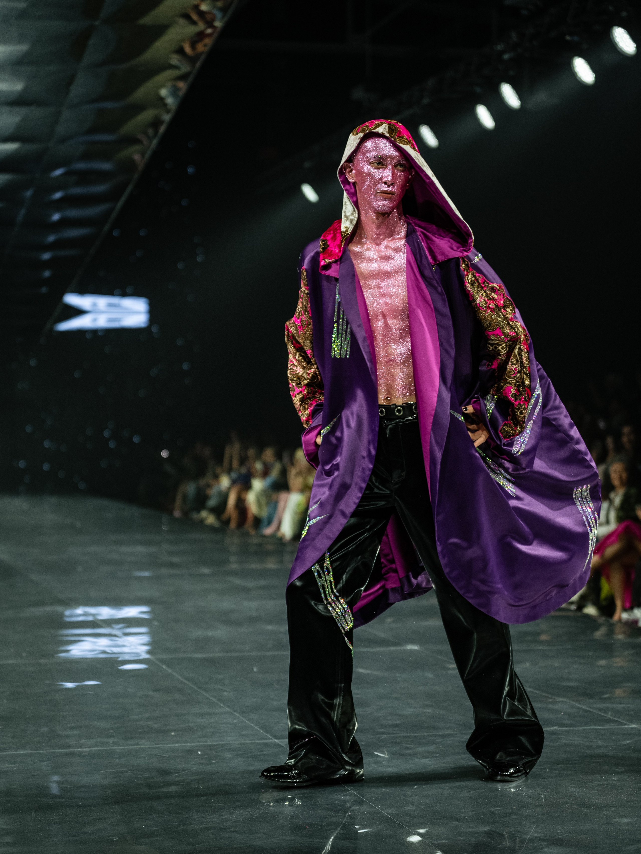 Visa Fashion Week YESYES. Сайт Алматинского НЮ АРТ, будуар и фэшн фотографа Дениса Карпенко