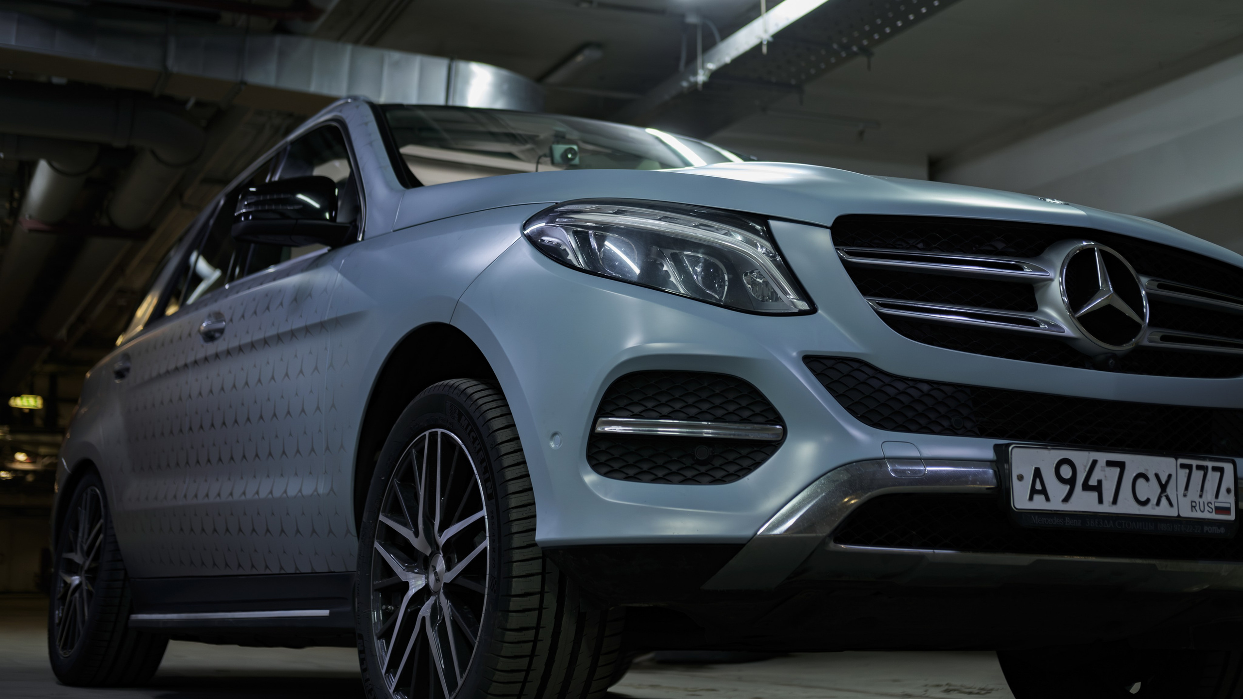 Винилография на Mercedes Benz GLE. Студия дизайна и оклейки авто Barmaley Design