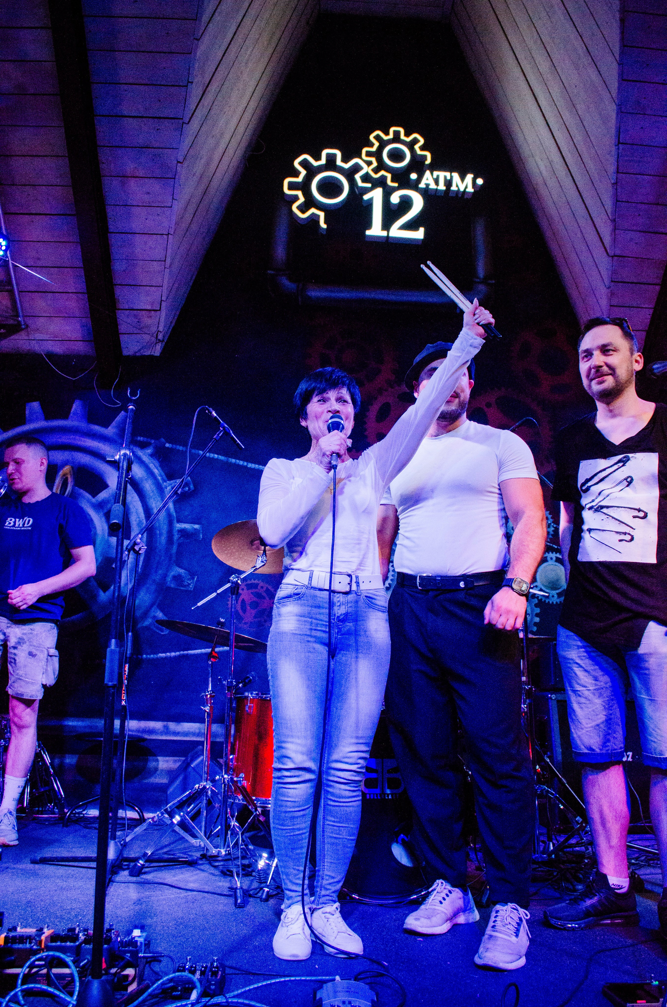 Сама эпичность в кадрах🎸🥁. Свет, камера, улыбка!