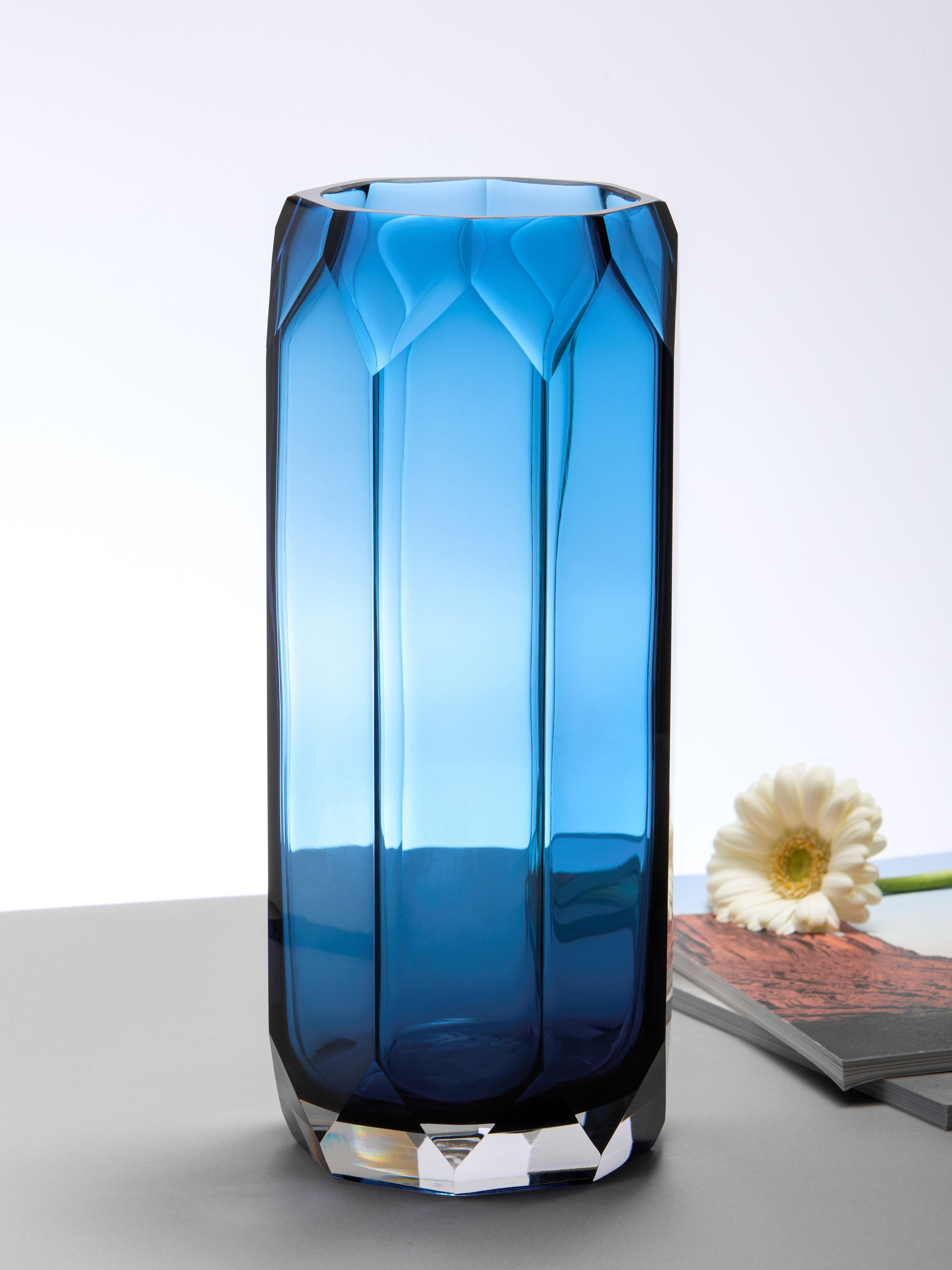 Вазы и конфетницы. Сайт о предметной, имиджевой и портретной фотографии, фотограф Фил Киреев