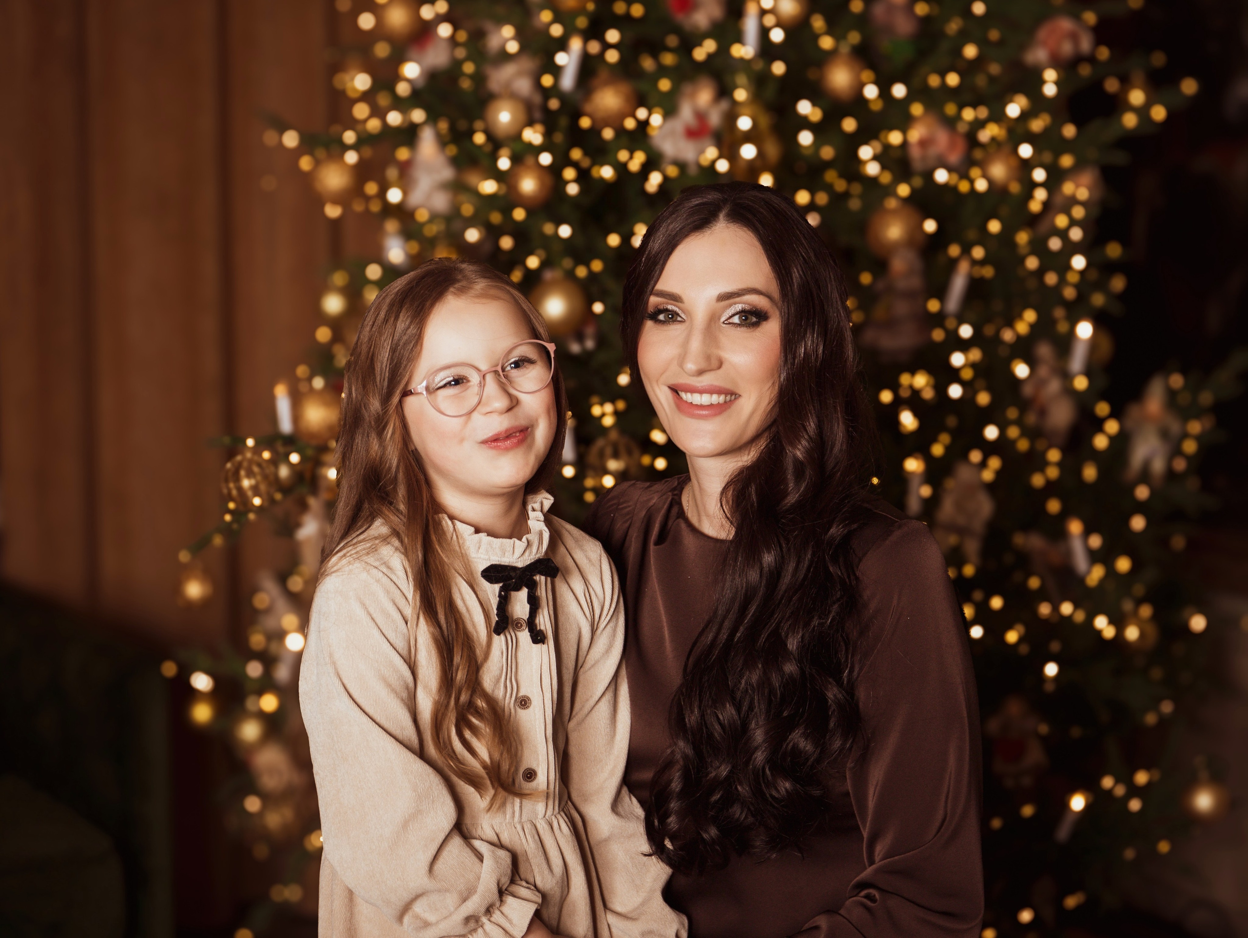 Мама с дочкой, новогодняя сьемка. Свадебный и семейный фотограф в Москве Мила Широких