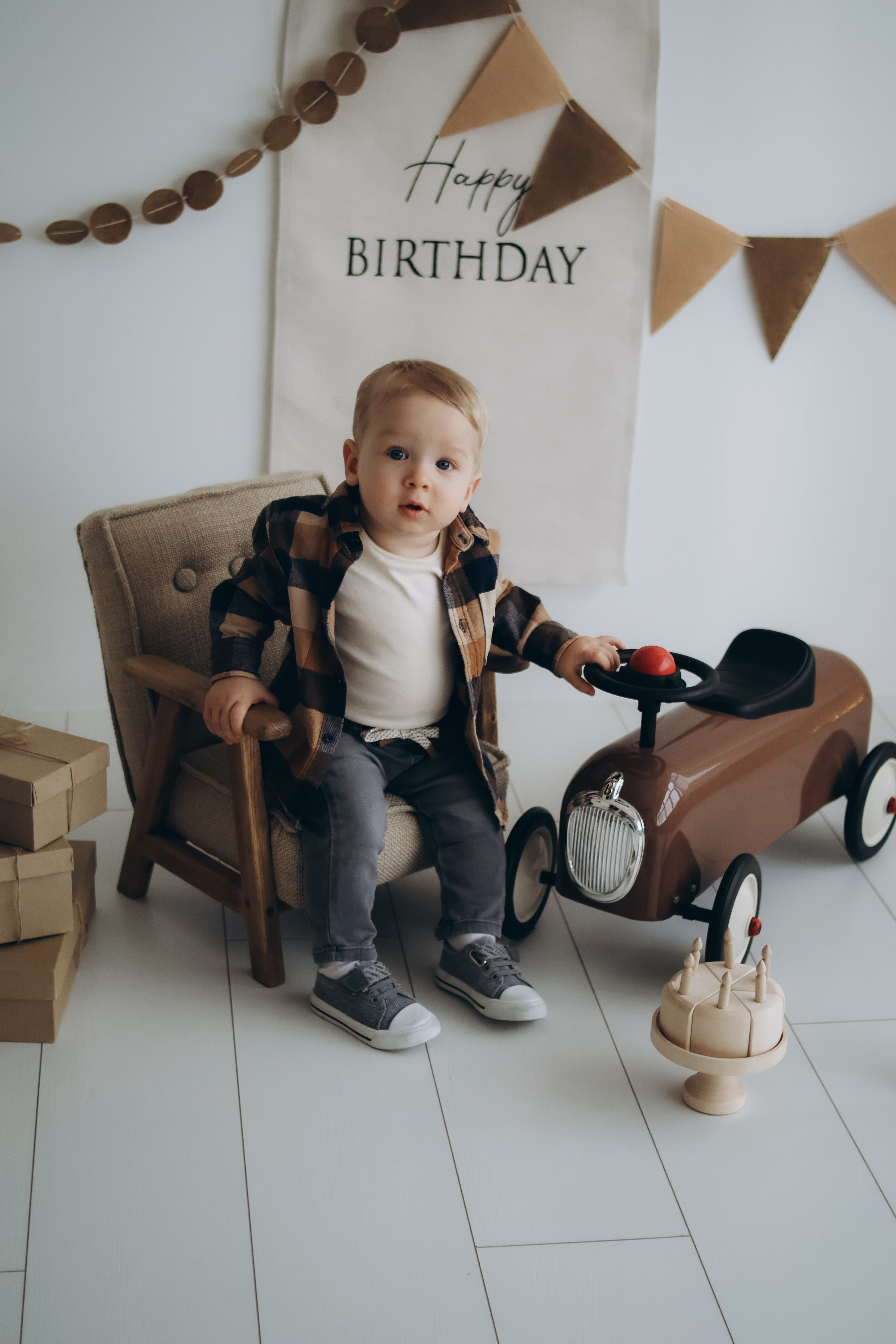 Юре годик. Phbyadel.wfolio.pro