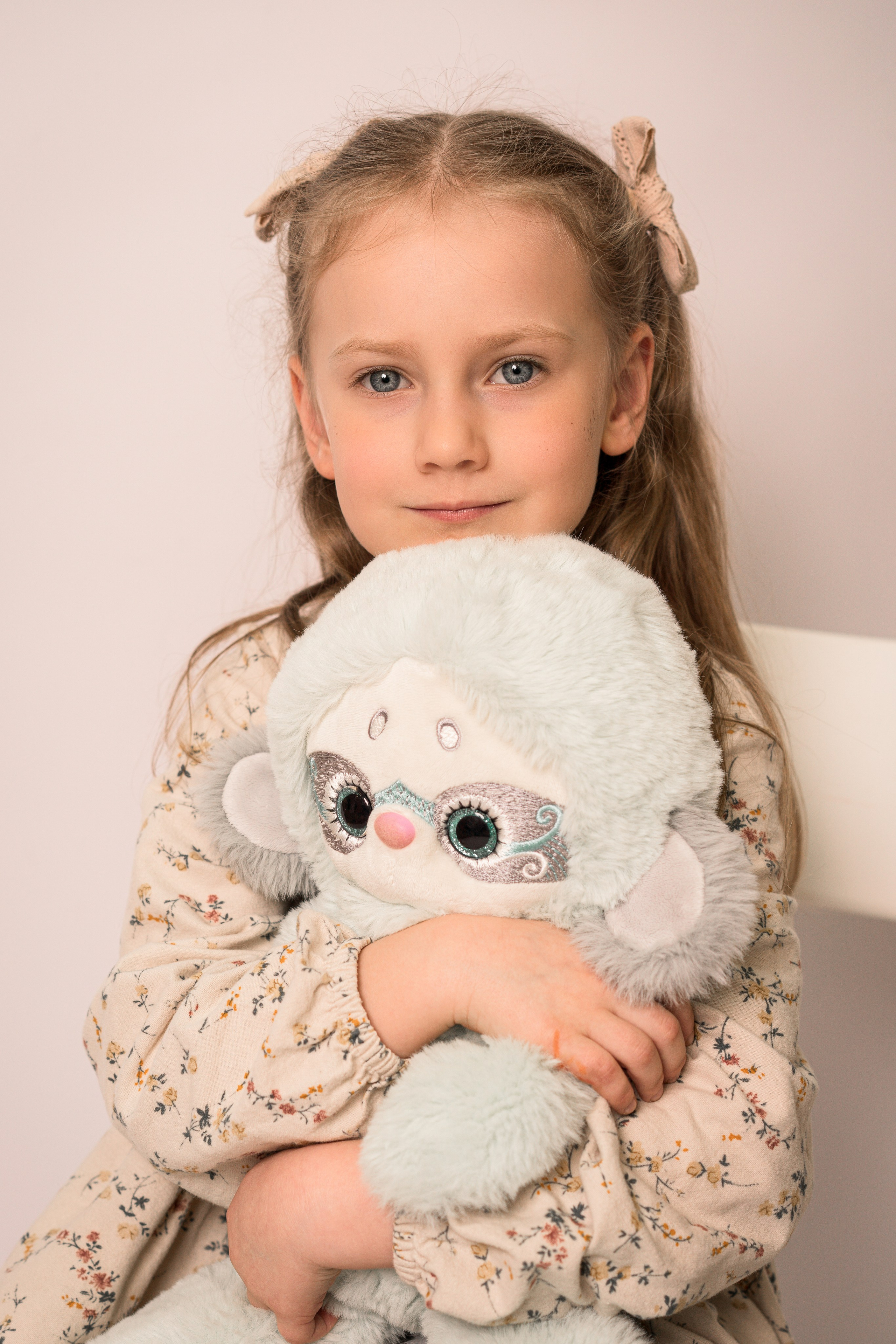 Детский сад, портреты белый фон. Фотограф Шунова Саша