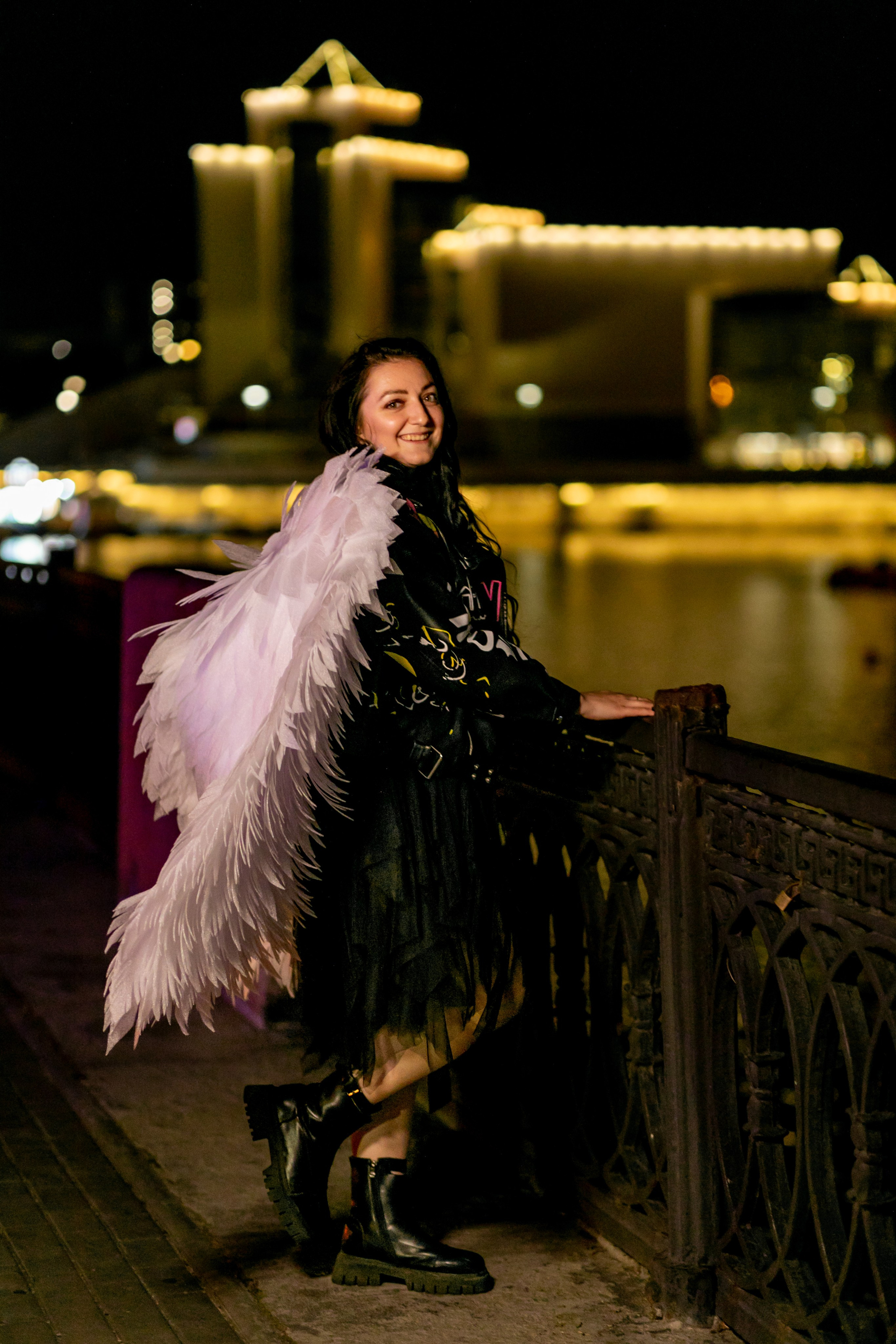 Крылья. Надежда Рыжова, портретная и контент-съемка в Челябинске