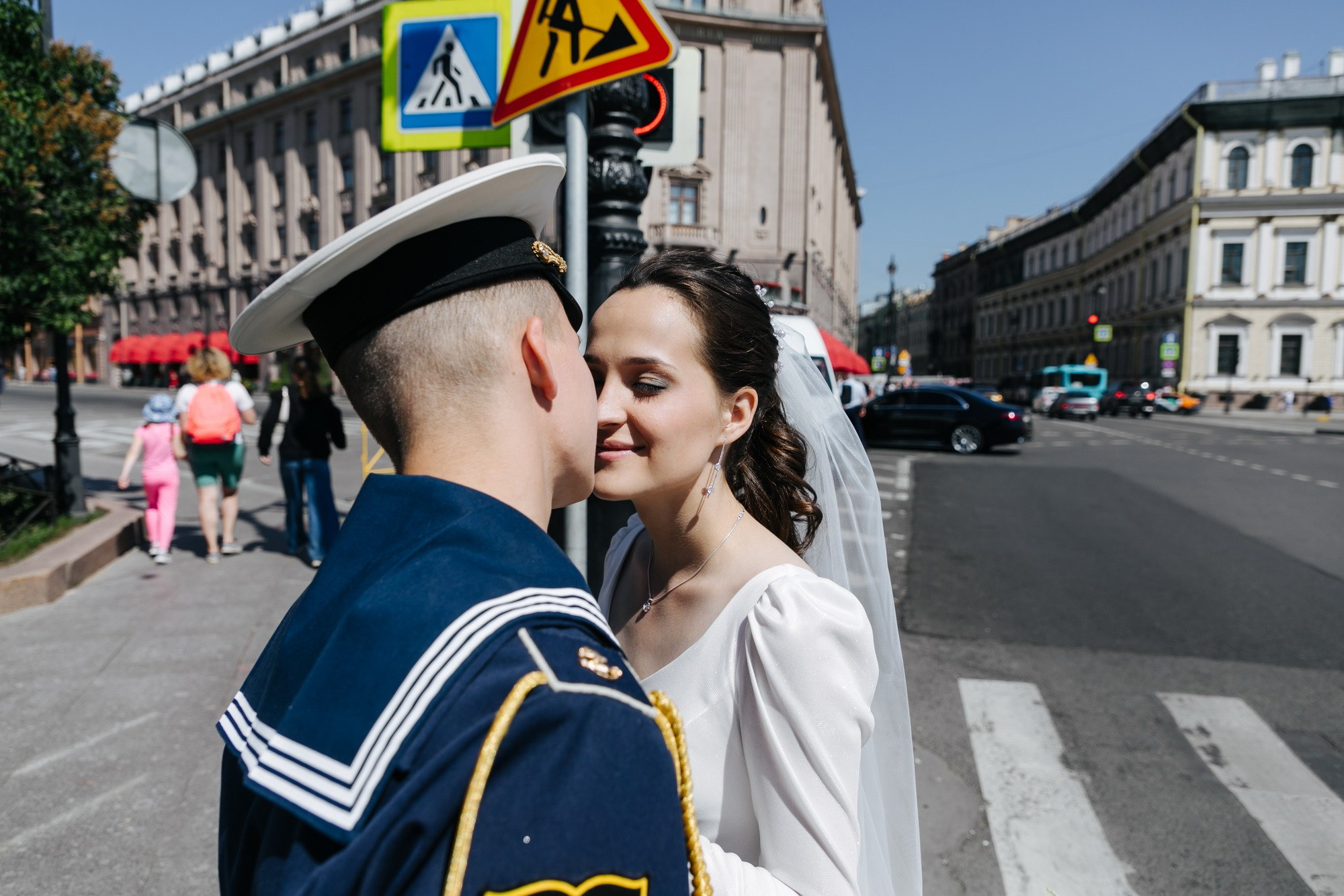 фотограф на свадьбу в спб, дворец бракосочетания в спб, подать документы для регистрации брака, загс петербурга петергоф, свадебный фотограф в спб, букет для невесты купить, костюм на свадьбу выбрать где спб, аренда машины на свадьбу