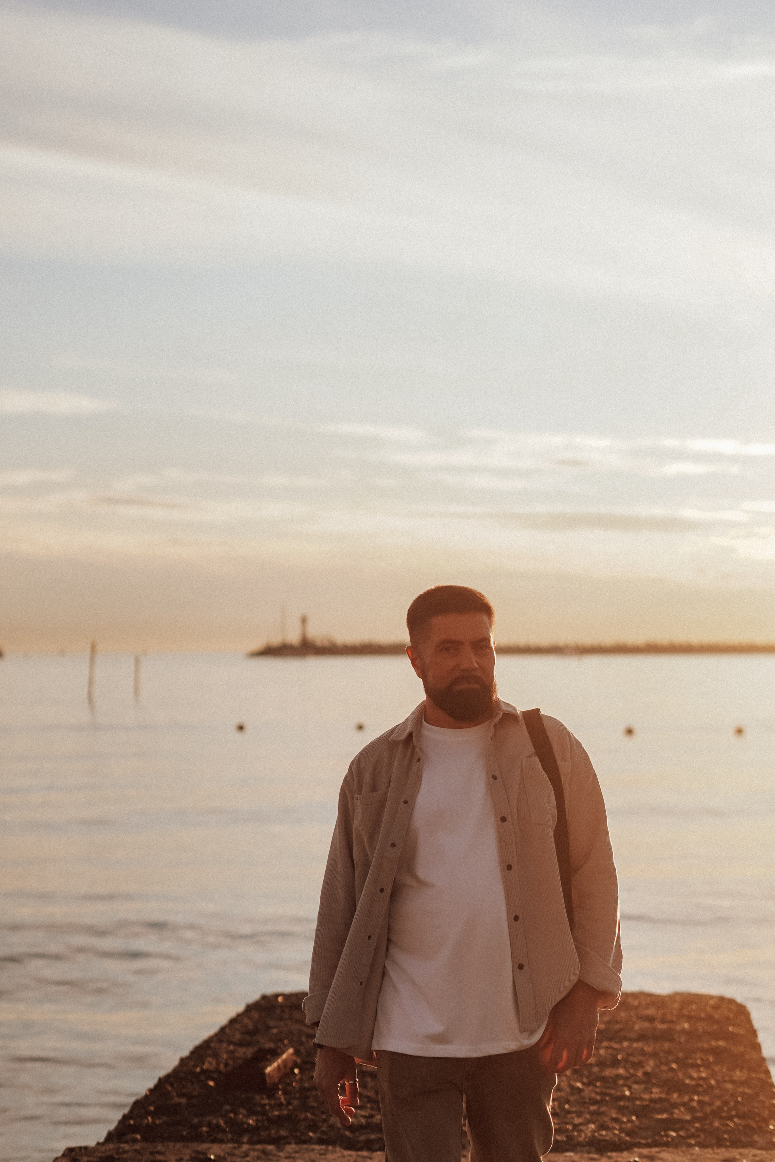 Фотосессия для Николая в морпорту и на ж/д вокзале Сочи. Фотограф в Сочи и Абхазии | Фототуры | September Air