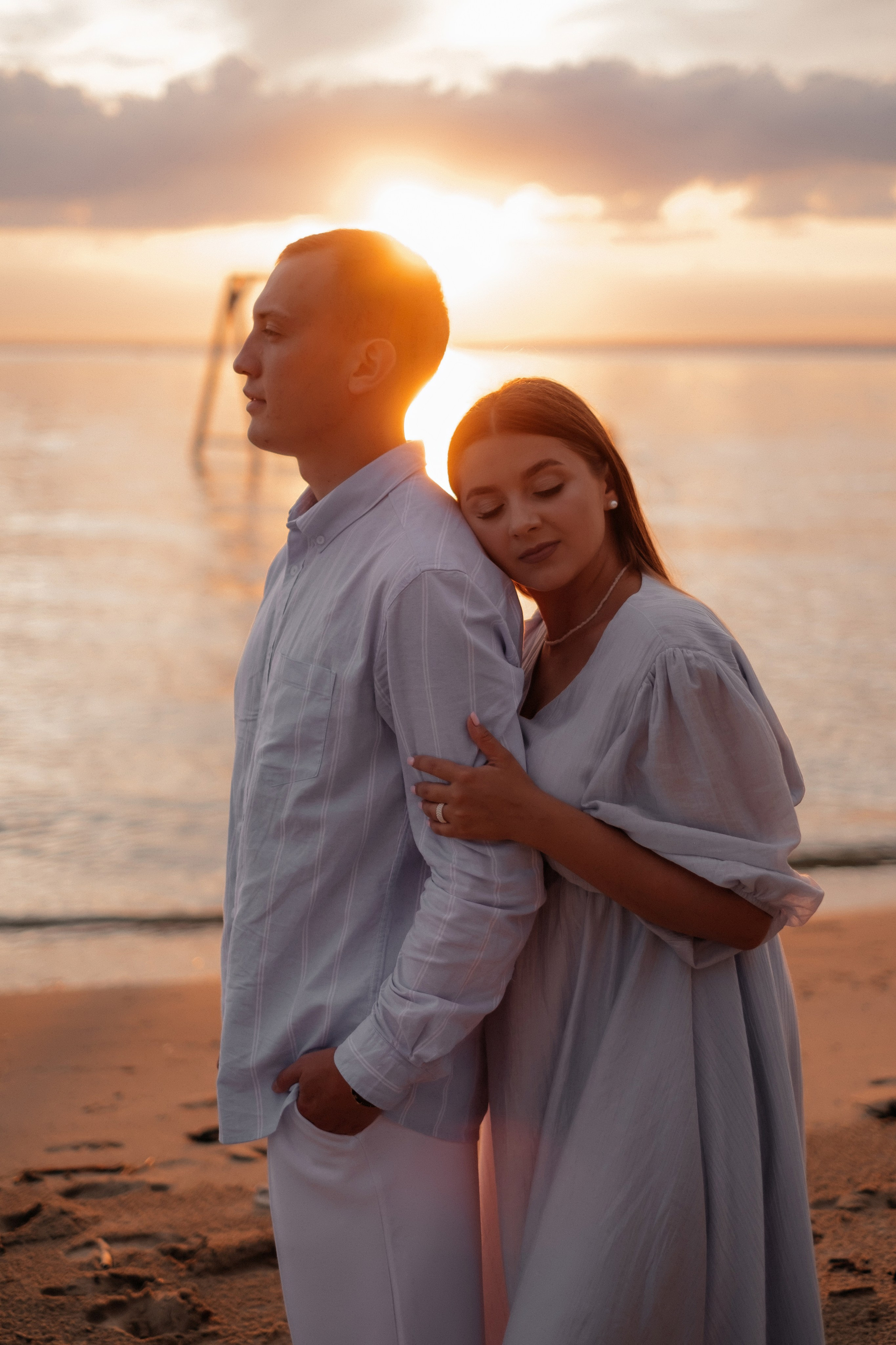 Алина, Ярослав и Тая на берегу. Фотограф в Новосибирске Диана Ильиных