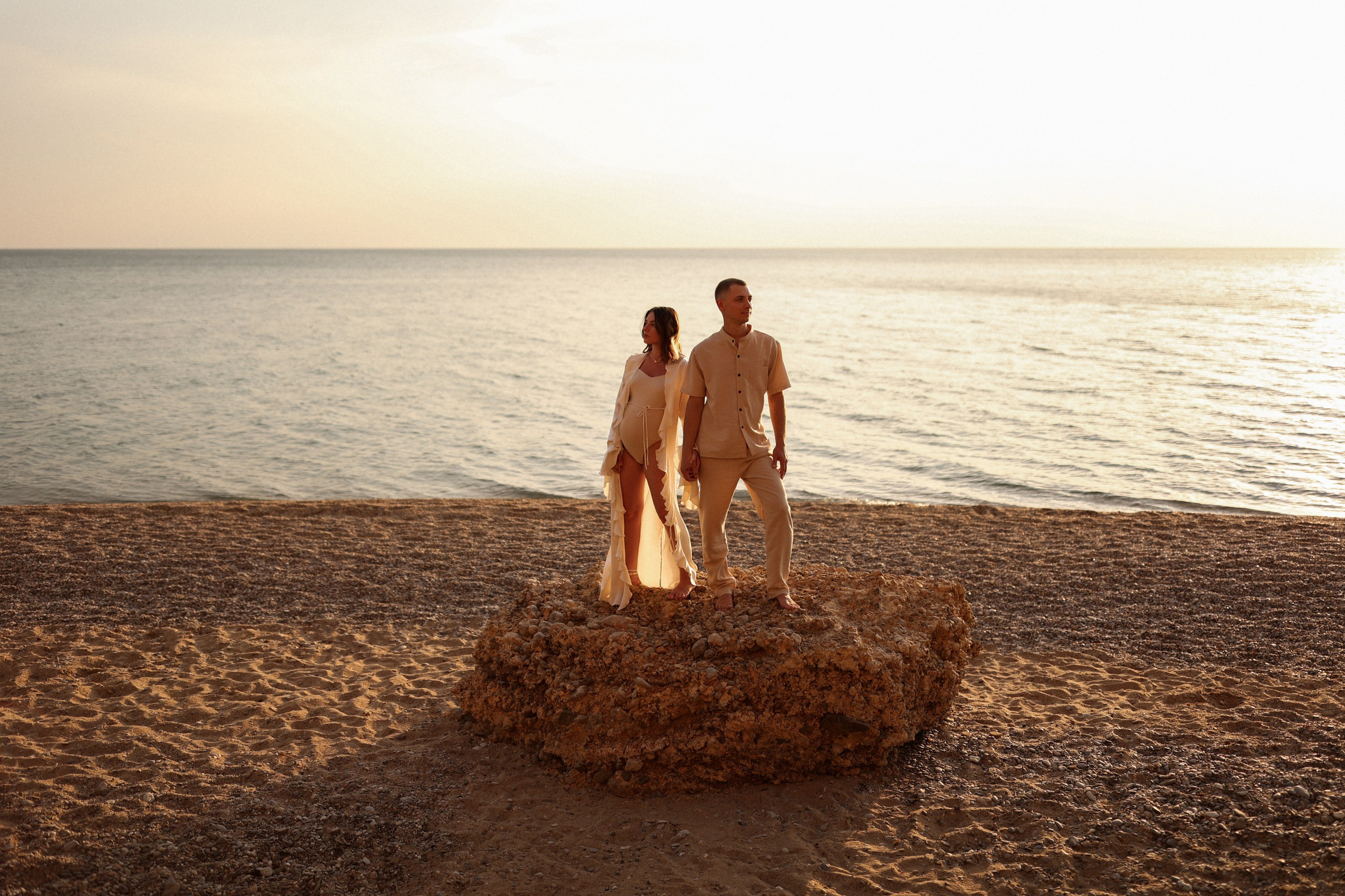 Беременность на закате. Фотограф в Севастополе и Крыму Артем Волобуев