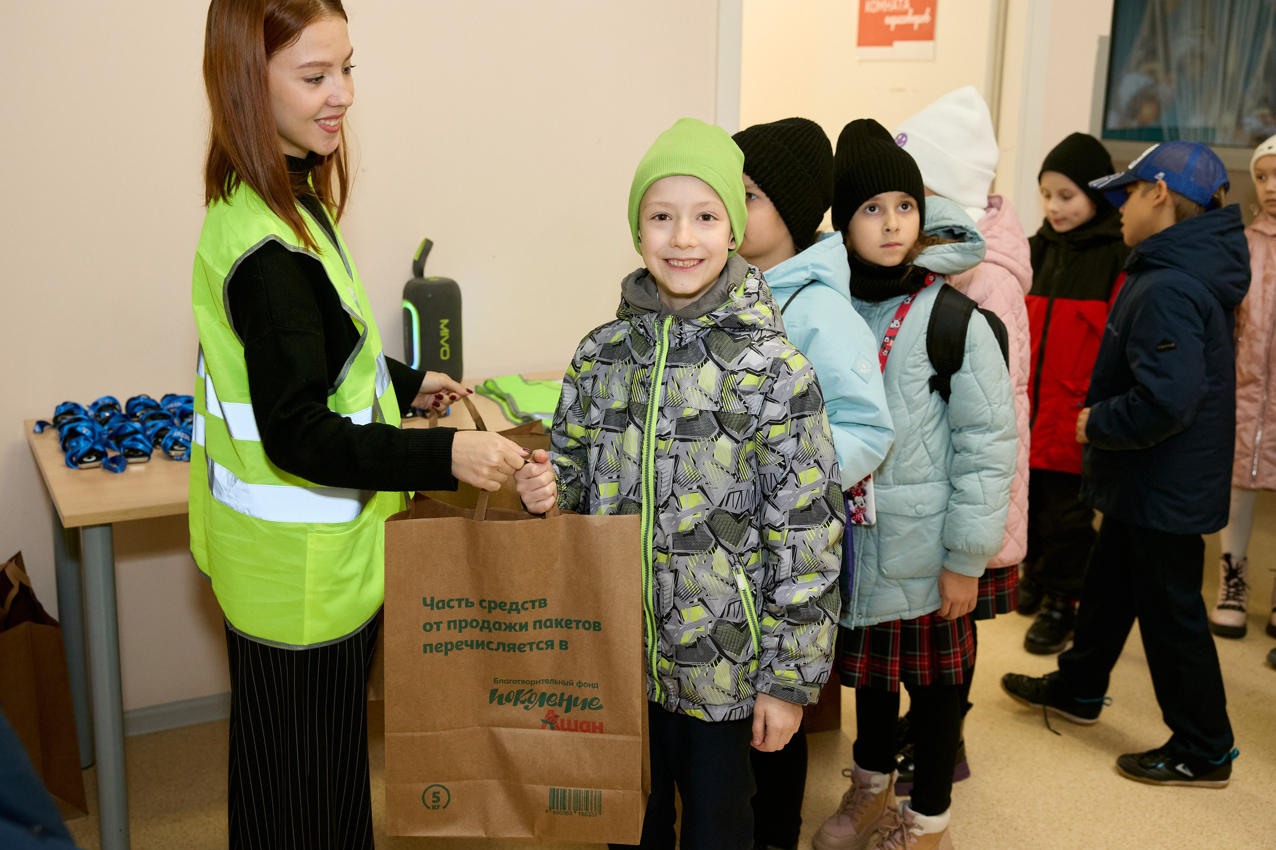 Супер агент планета Земля. Мое имя Раиль. Я репортажный фотограф в Казани, так же мой любимый жанр — свадебный фотограф