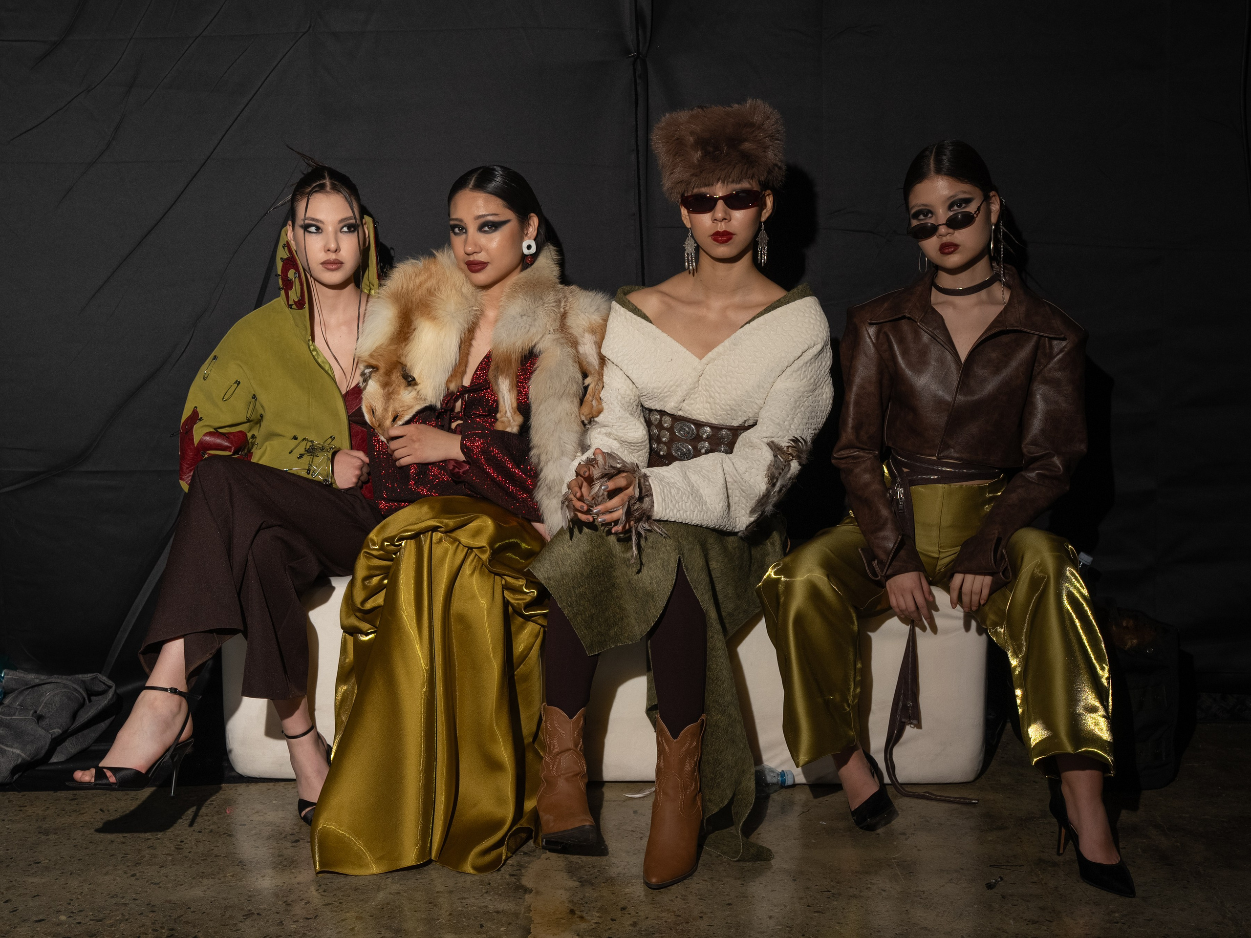 Visa Fashion week Almaty Backstage Day 3. Сайт Алматинского НЮ АРТ, будуар и фэшн фотографа Дениса Карпенко