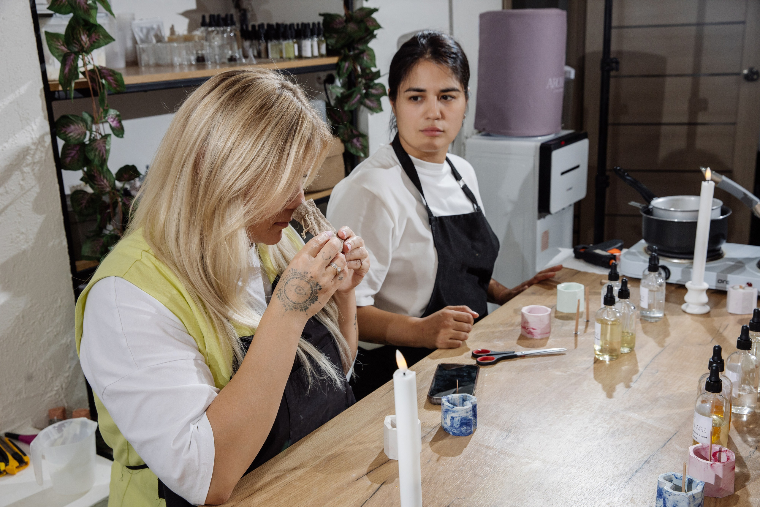 День рождения Марии в студии AROMALAGE — тёплый творческий праздник