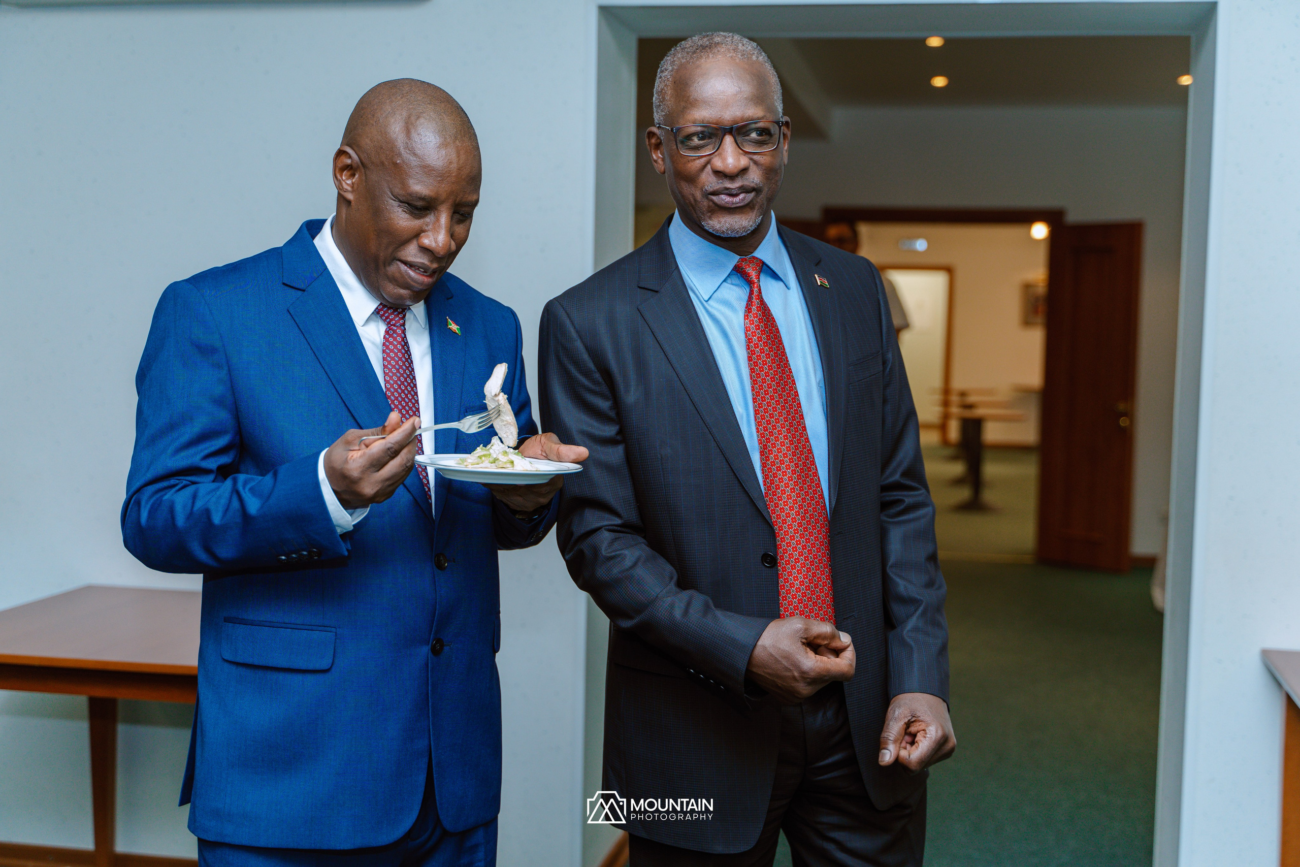 Burundi Indepence Celebration. Photographer based in moscow Peter Tchana