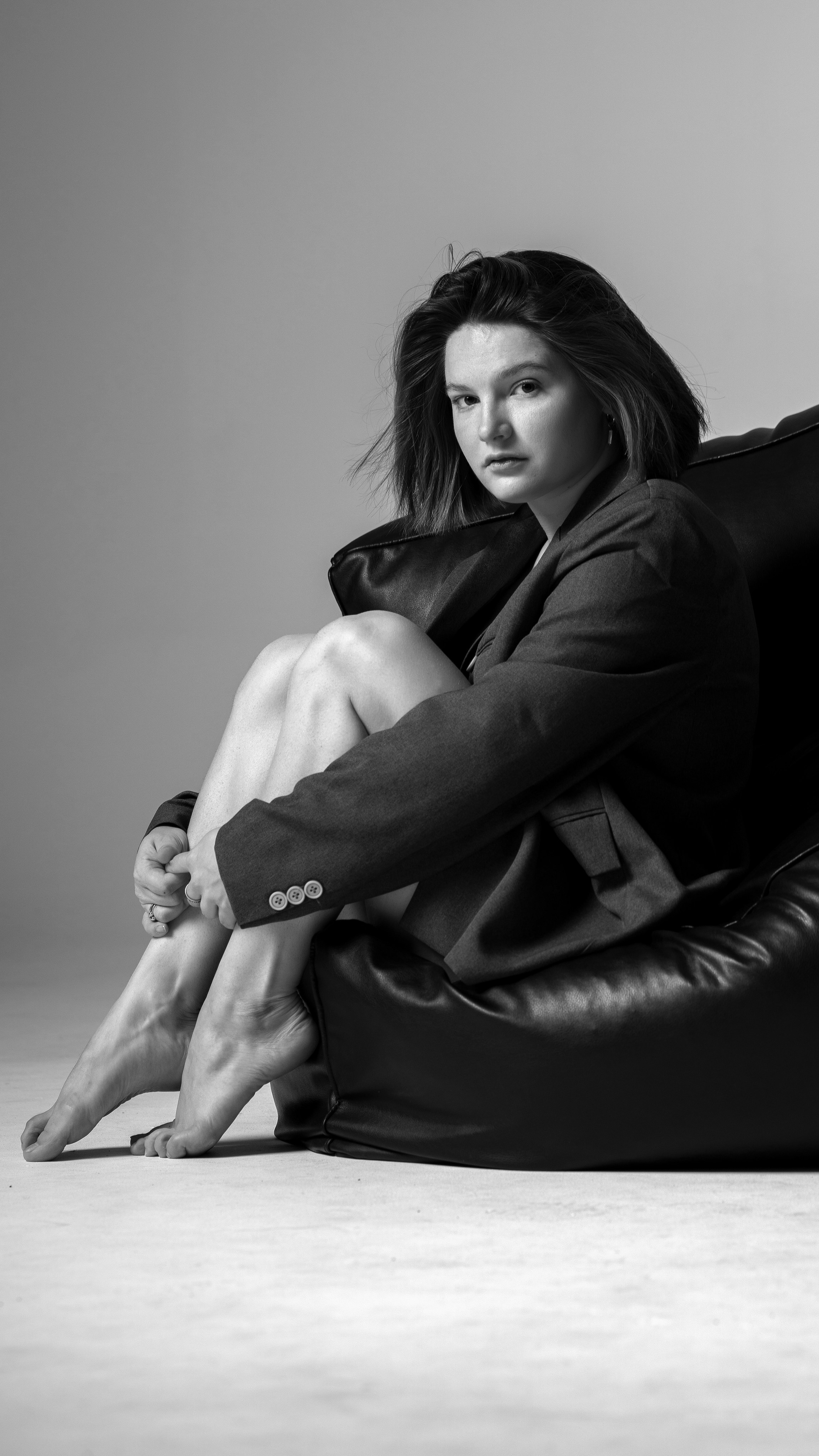 Женские студийные портреты. Главная