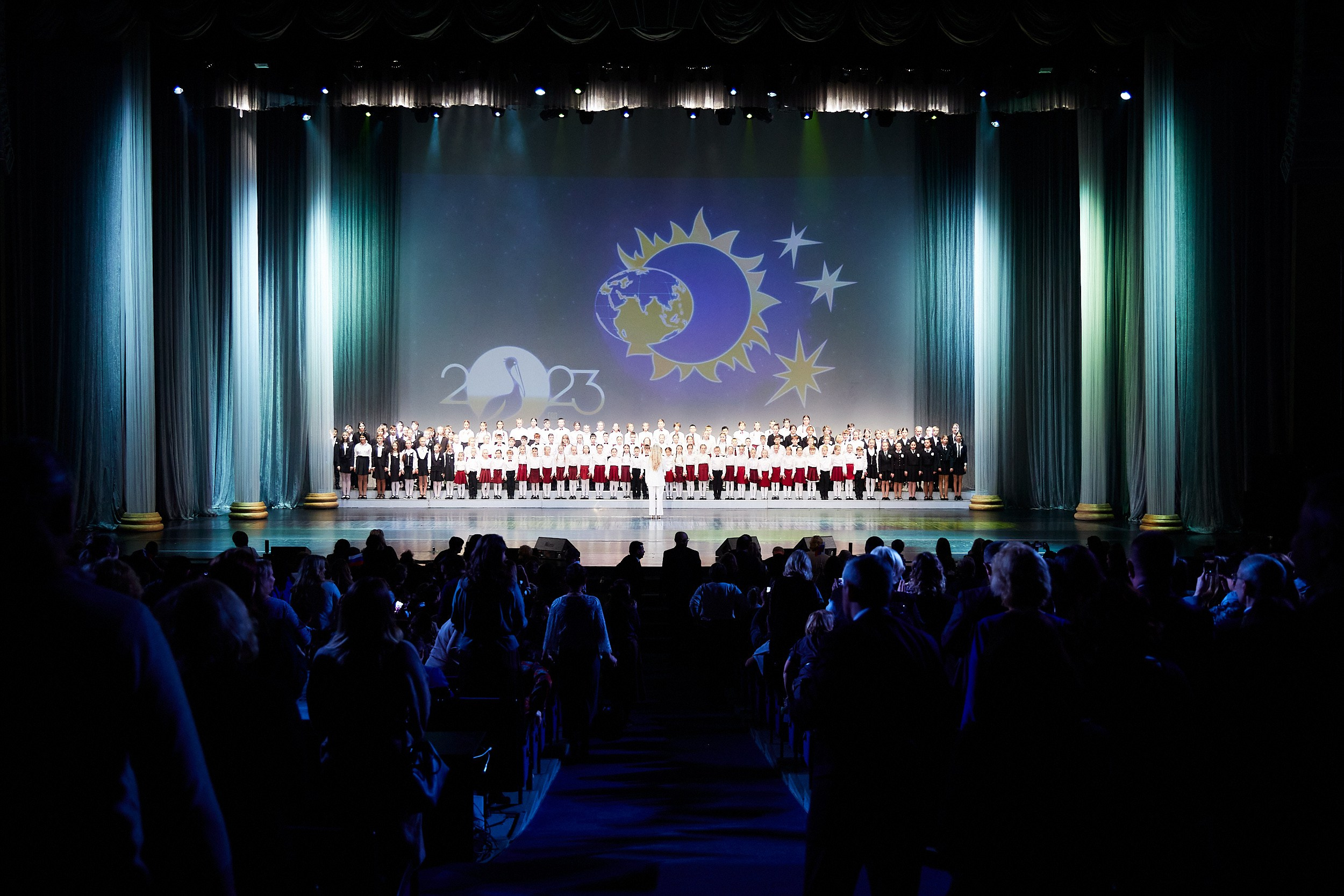 30-летний юбилей гимназии № 642 «Земля и Вселенная». Алексей Соколов. Фотограф. Санкт-Петербург