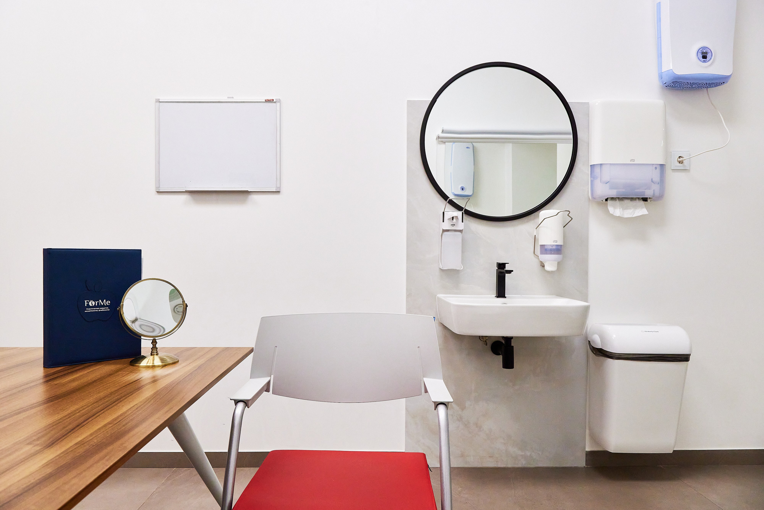 Кабинет пластического хирурга Екимова С. Фотограф Анастасия Леонтьева Санкт-Петербург