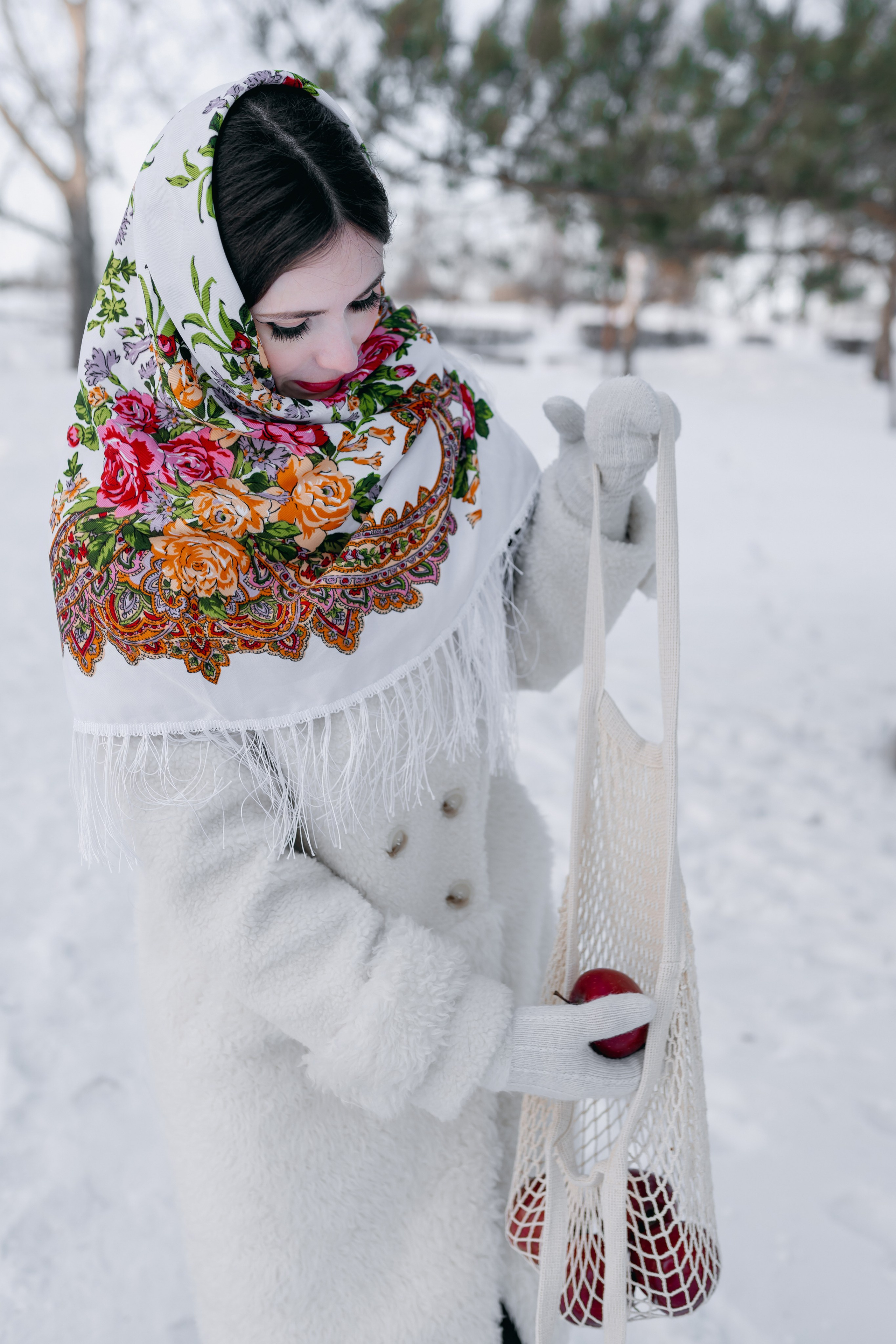 Зимняя фотосессия в русском стиле. Фотограф Ким Наталья в Красноярске