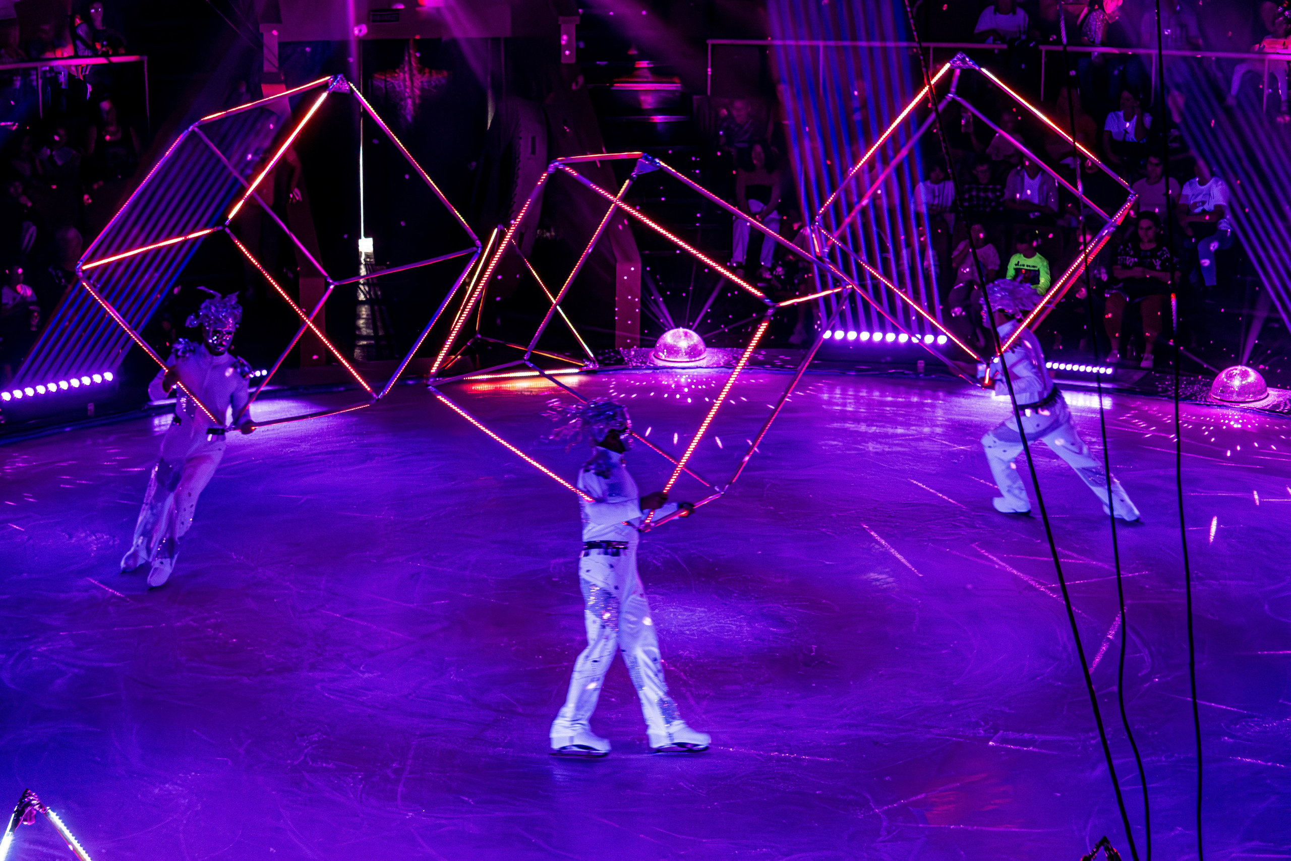 Цирк на льду «Айсберг» в Луганске. Фотограф в РФ и ЛНР Юлия Федосеева