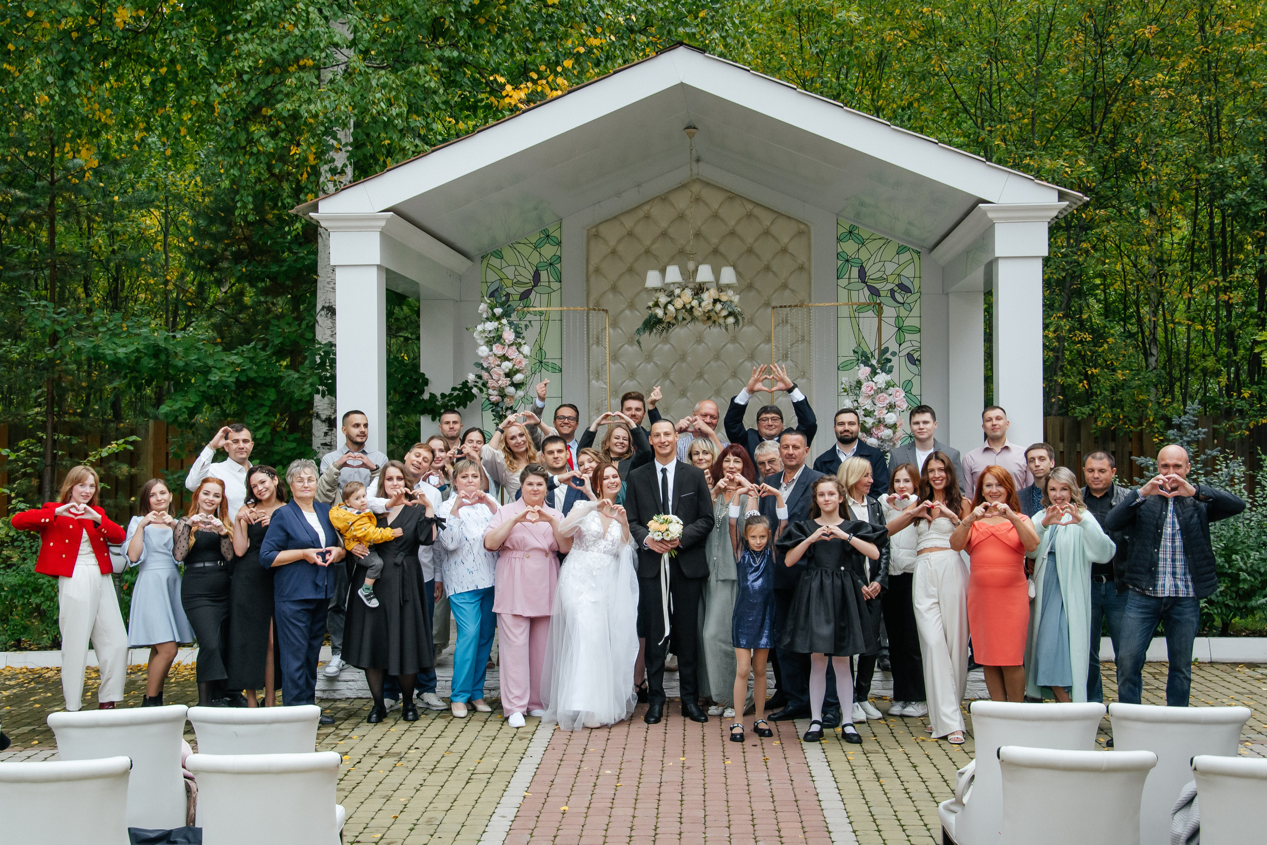Общее фото со свадьбы
